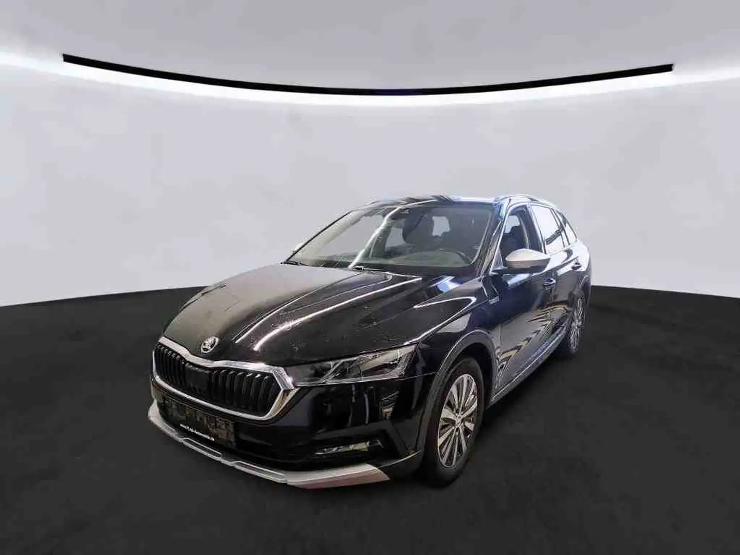 Skoda Octavia Combi Scout 2.0 TDI DSG 4x4 / Navi, AHK Noir - 2