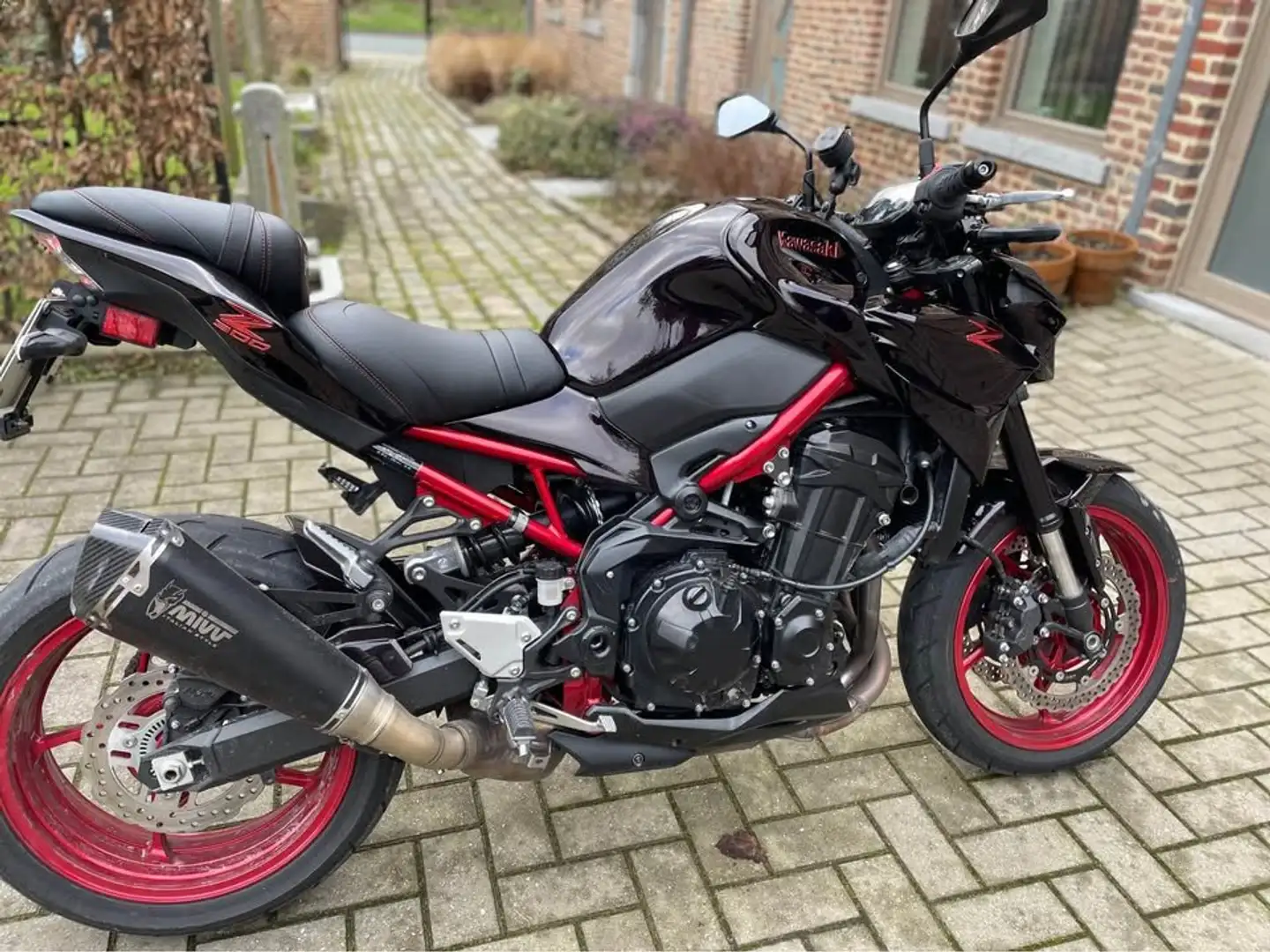 Kawasaki Z 900 Rood - 1