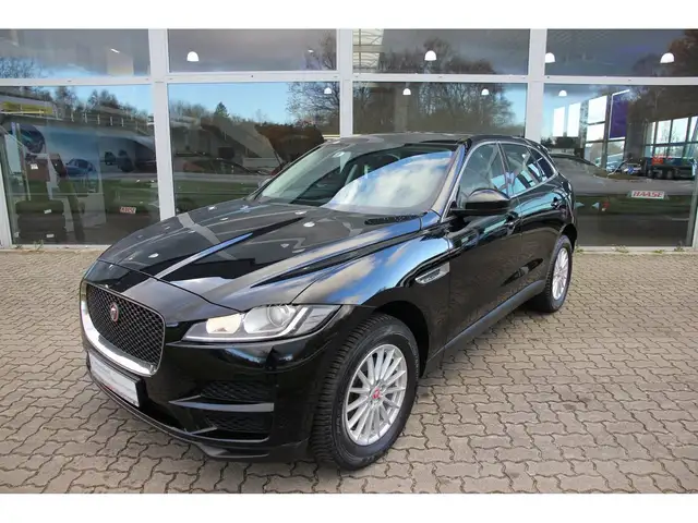 Jaguar F-Pace F-PACE E-Performance Pure RFK Carplay