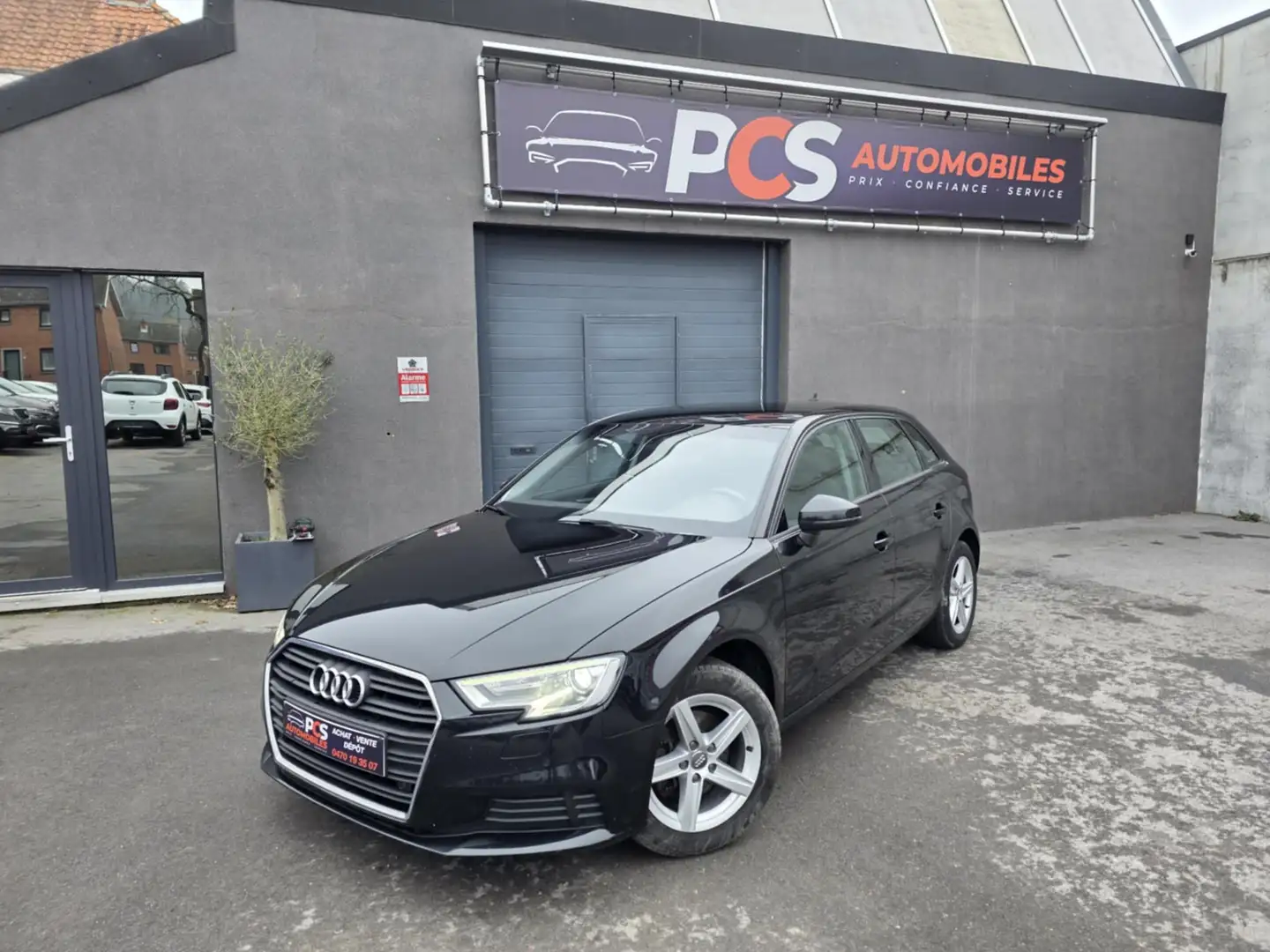 Audi A3 Sportback 1.6 TDi*GPS*BLUETOOTH*FULL LED... Noir - 1