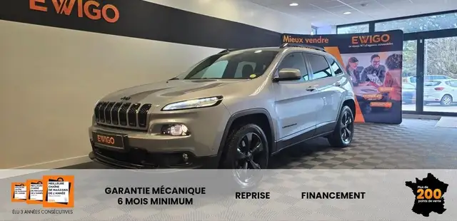 Jeep Cherokee 2.2 crd 200 75eme anniversaire awd active-drive bva6 %2B attelage
