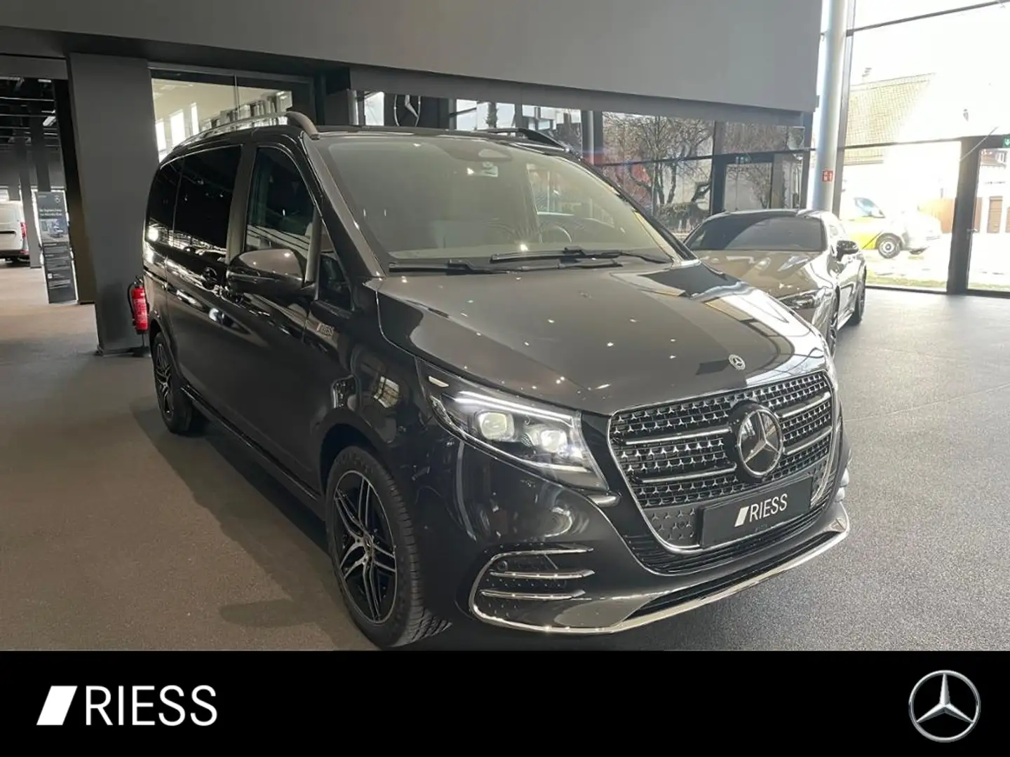 Mercedes-Benz V 300 d Kompakt STYLE AHK/4MATIC/360°/AMG/LENKA Gris - 1