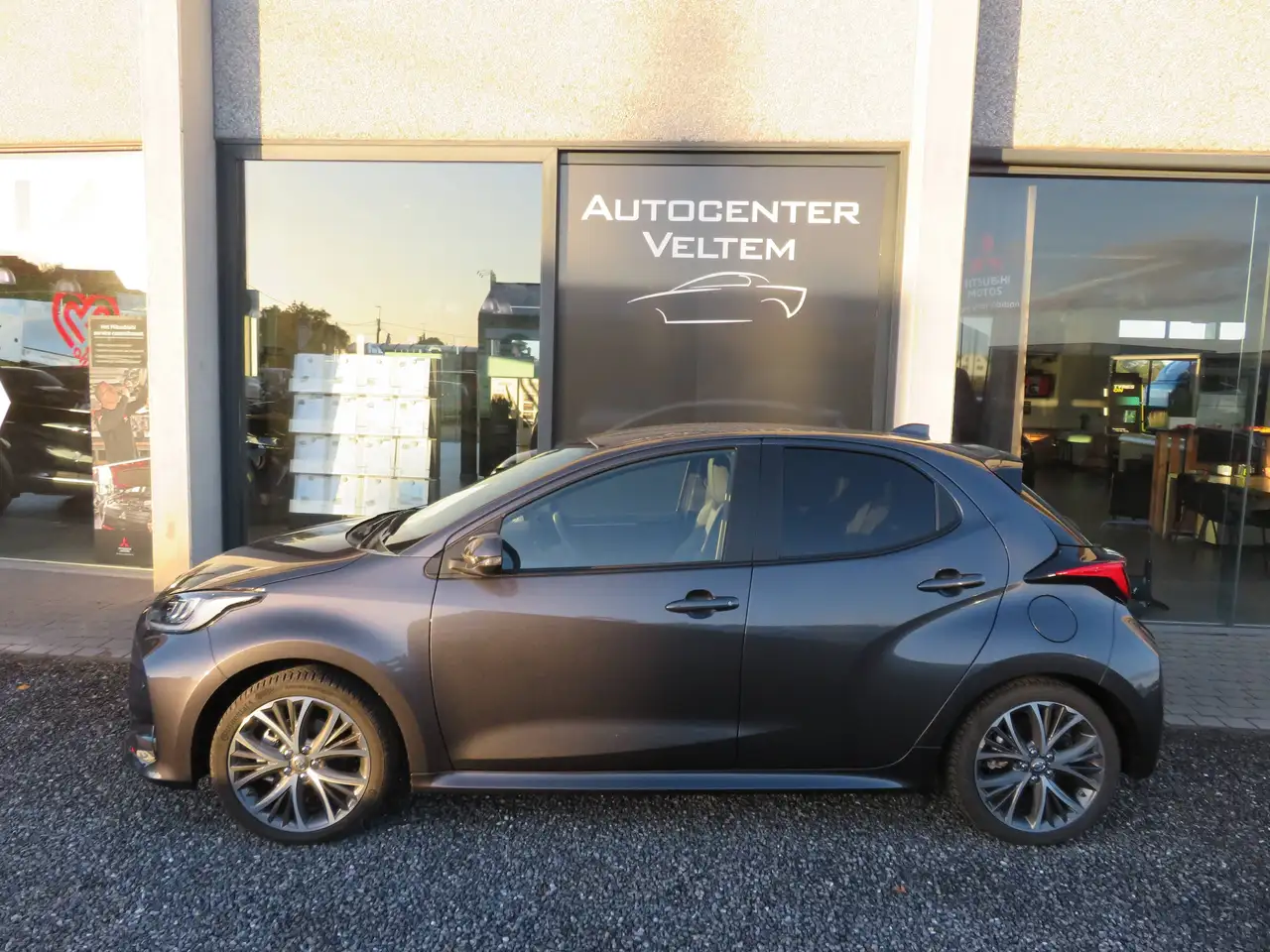 Toyota Yaris Style HEV, миниатюра 4