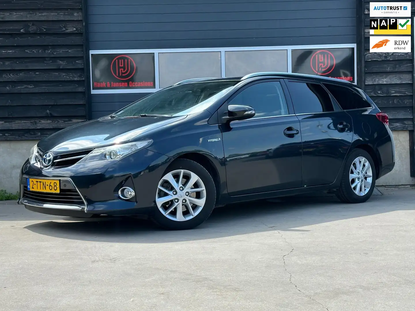 Toyota Auris Touring Sports 1.8 Hybrid Panoramadak Clima Cruise Szürke - 1