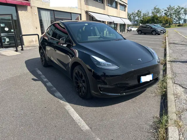 Tesla Model Y Model Y Long Range Dual Motor awd Boost Acceleration