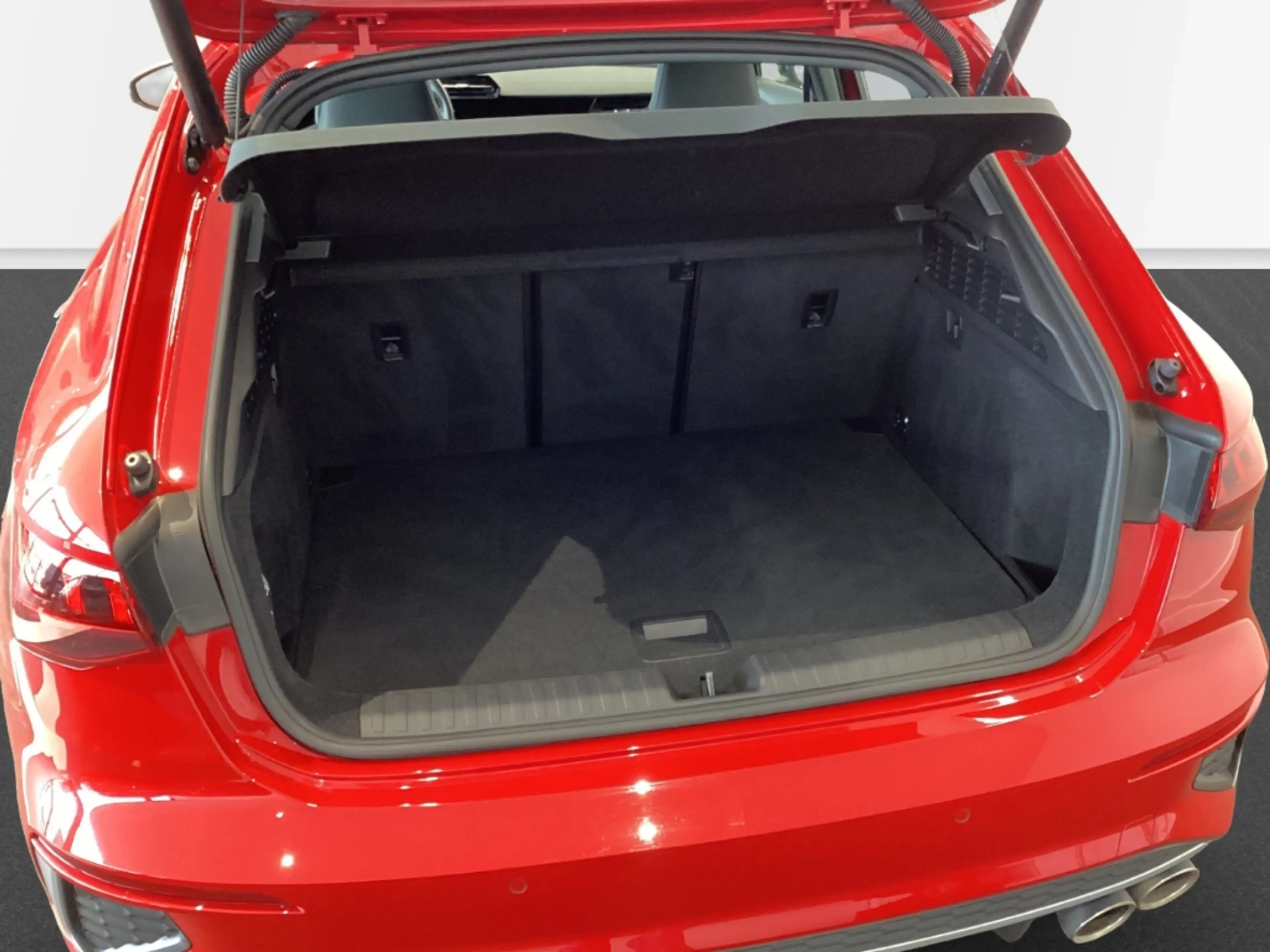 Audi S3 quattro Sportback TFSI S tronic*Leder*Navi*El.Heck — photo 9