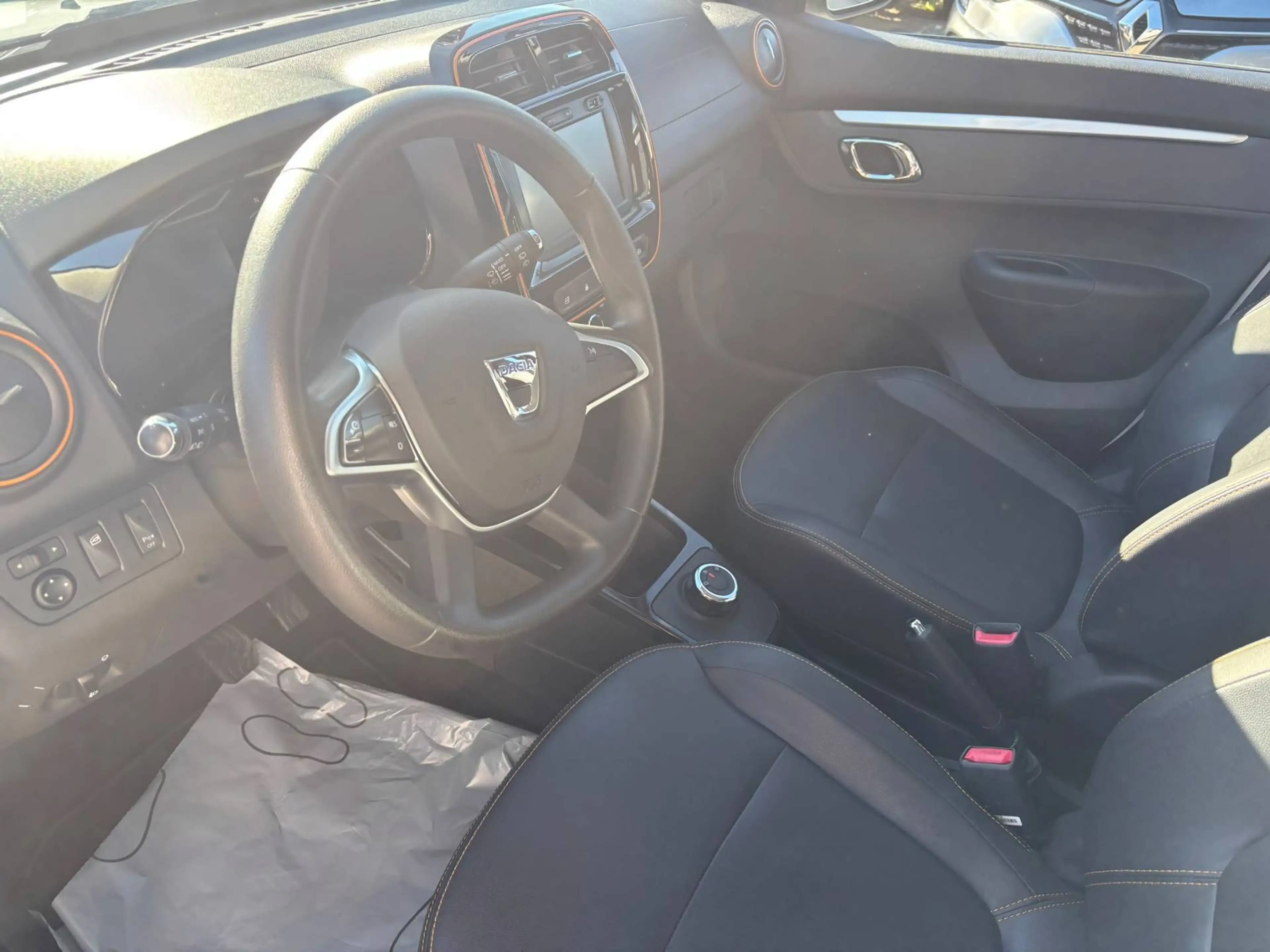 Dacia Spring Electric (2021->) Comfort Plus Batterie 90 % CCS — photo 8