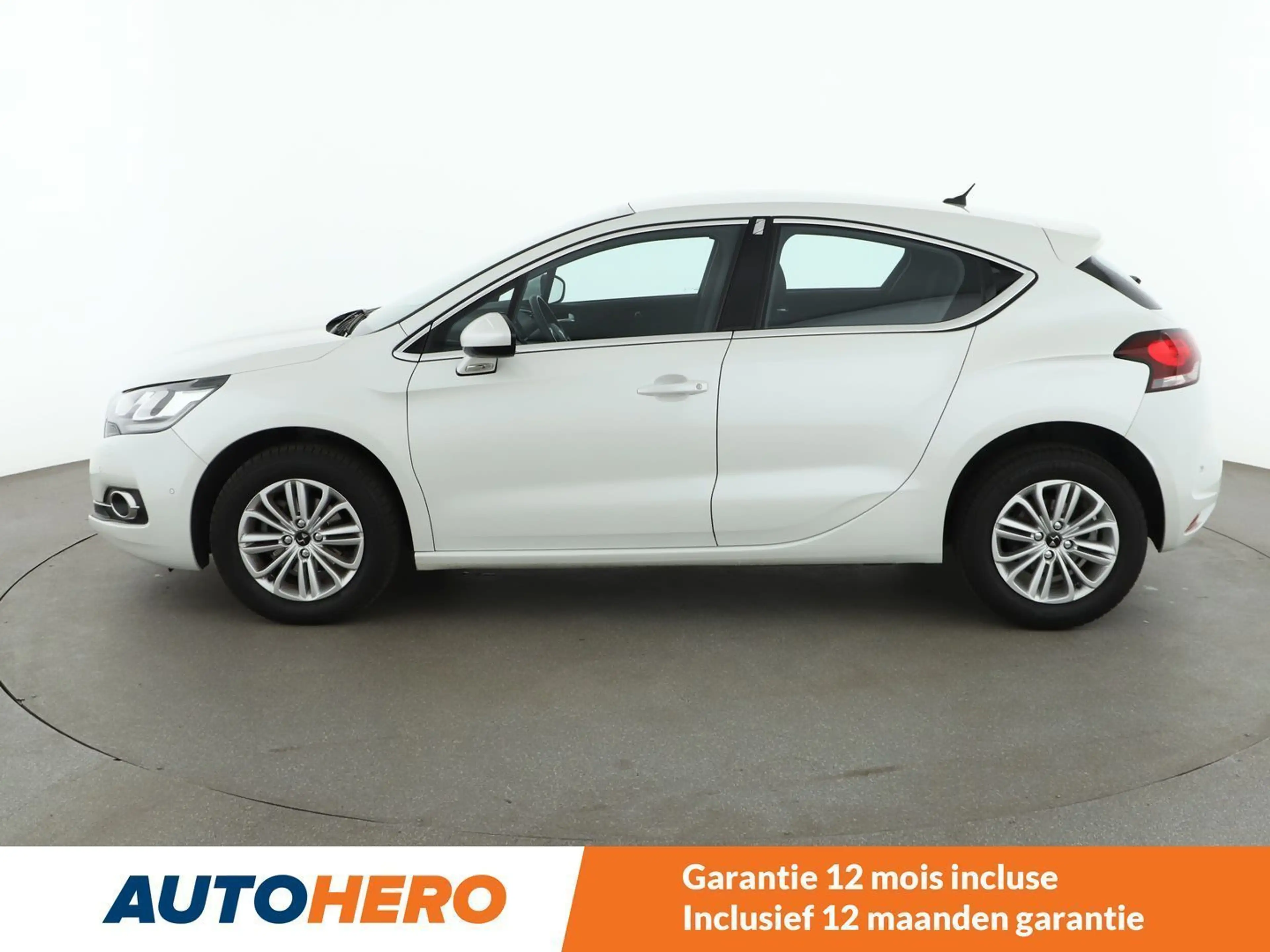 Citroen DS4 1.6 Blue-HDi SoChic — photo 3