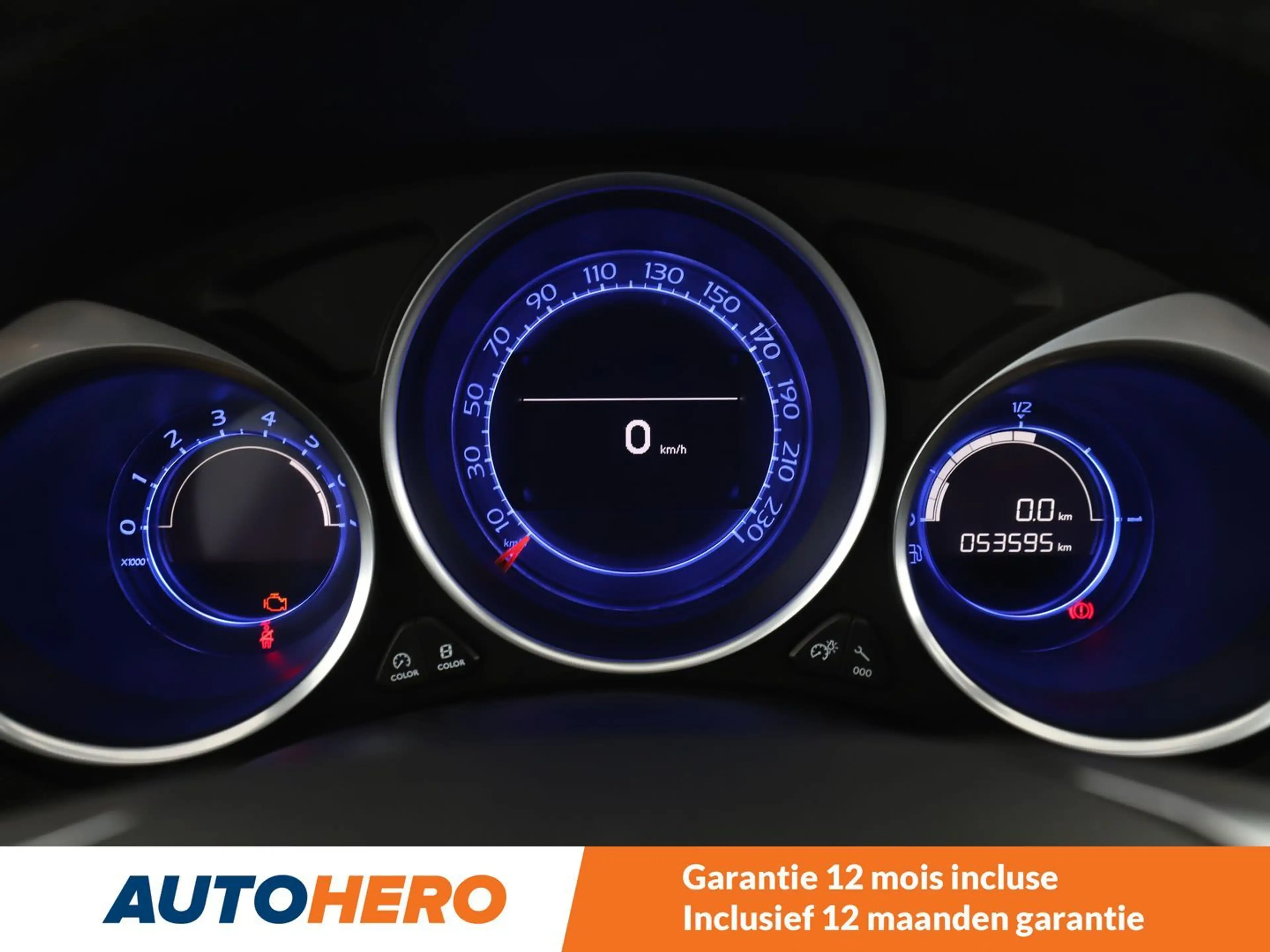 Citroen DS4 1.6 Blue-HDi SoChic — photo 6