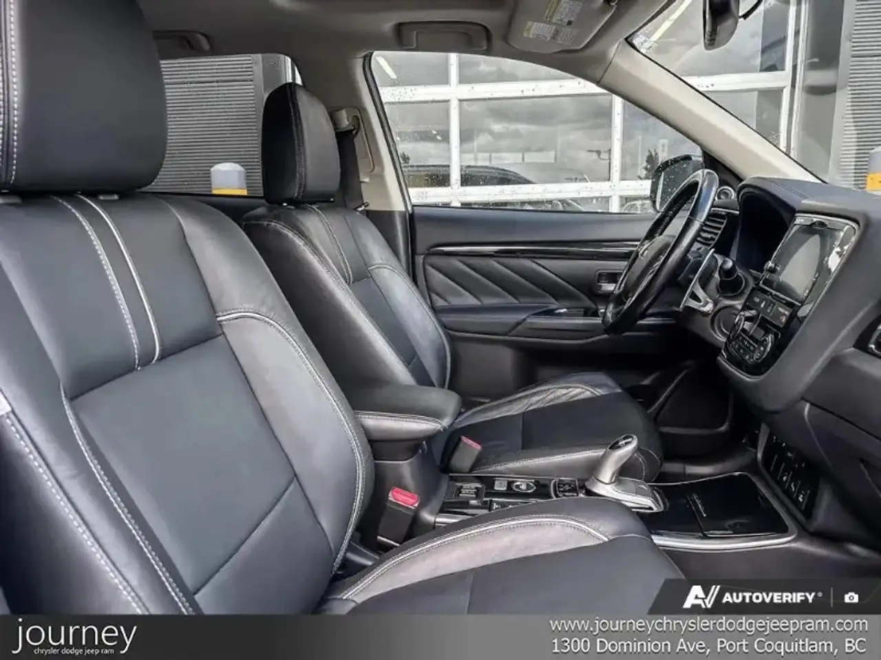 Mitsubishi Outlander fotografie Mitsubishi Outlander