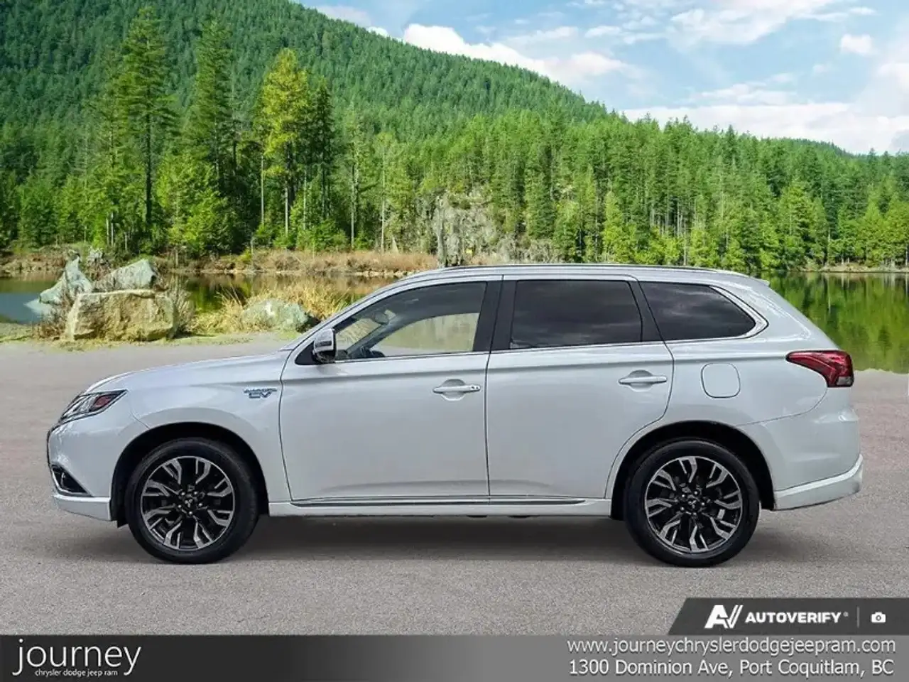 Mitsubishi Outlander fotografie Mitsubishi Outlander