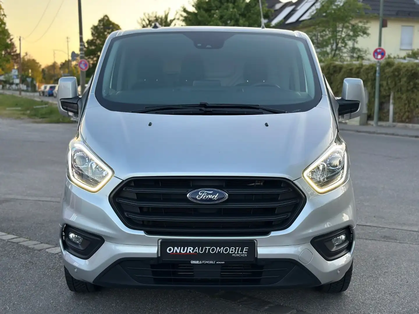 Ford Transit Custom 300 L1 Navi AHK Kamera SHZ ACC Argent - 2