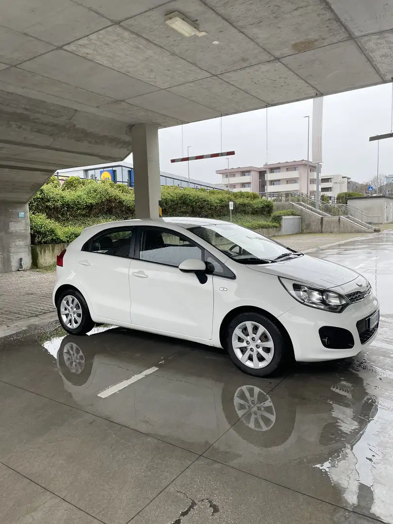 Kia Rio 5p 1.4 crdi EX Plus - 2