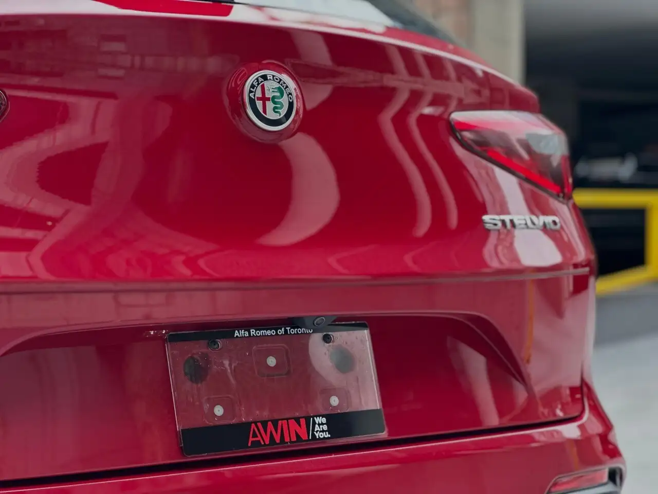 Alfa Romeo Stelvio снимка Alfa Romeo Stelvio