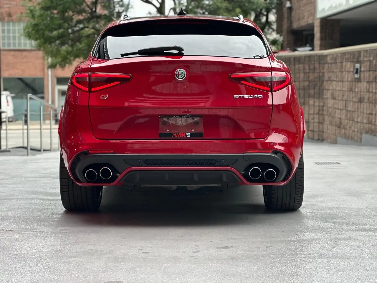 Alfa Romeo Stelvio снимка Alfa Romeo Stelvio