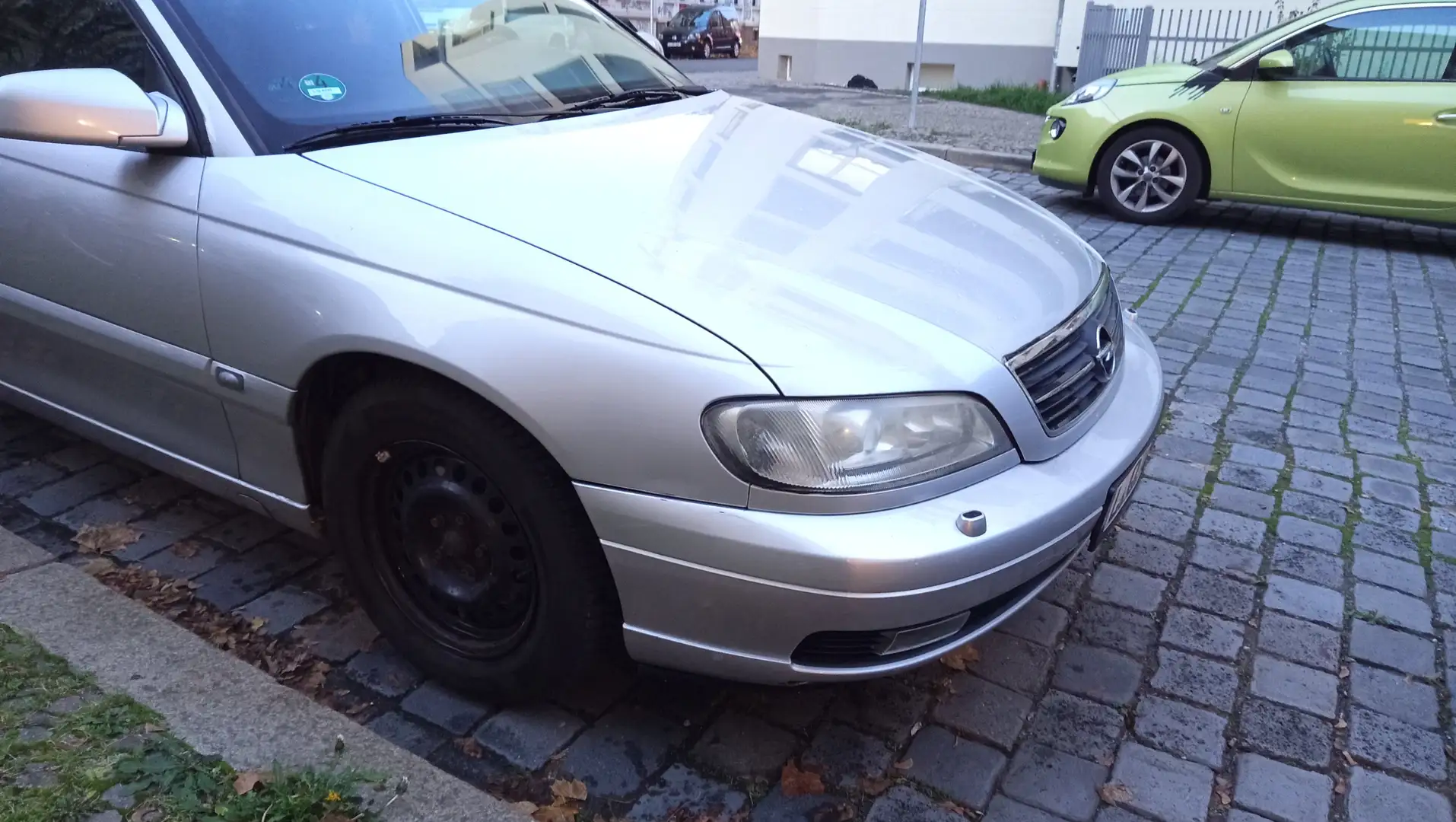 Opel Omega Omega Caravan 2.2 16 V Argento - 2