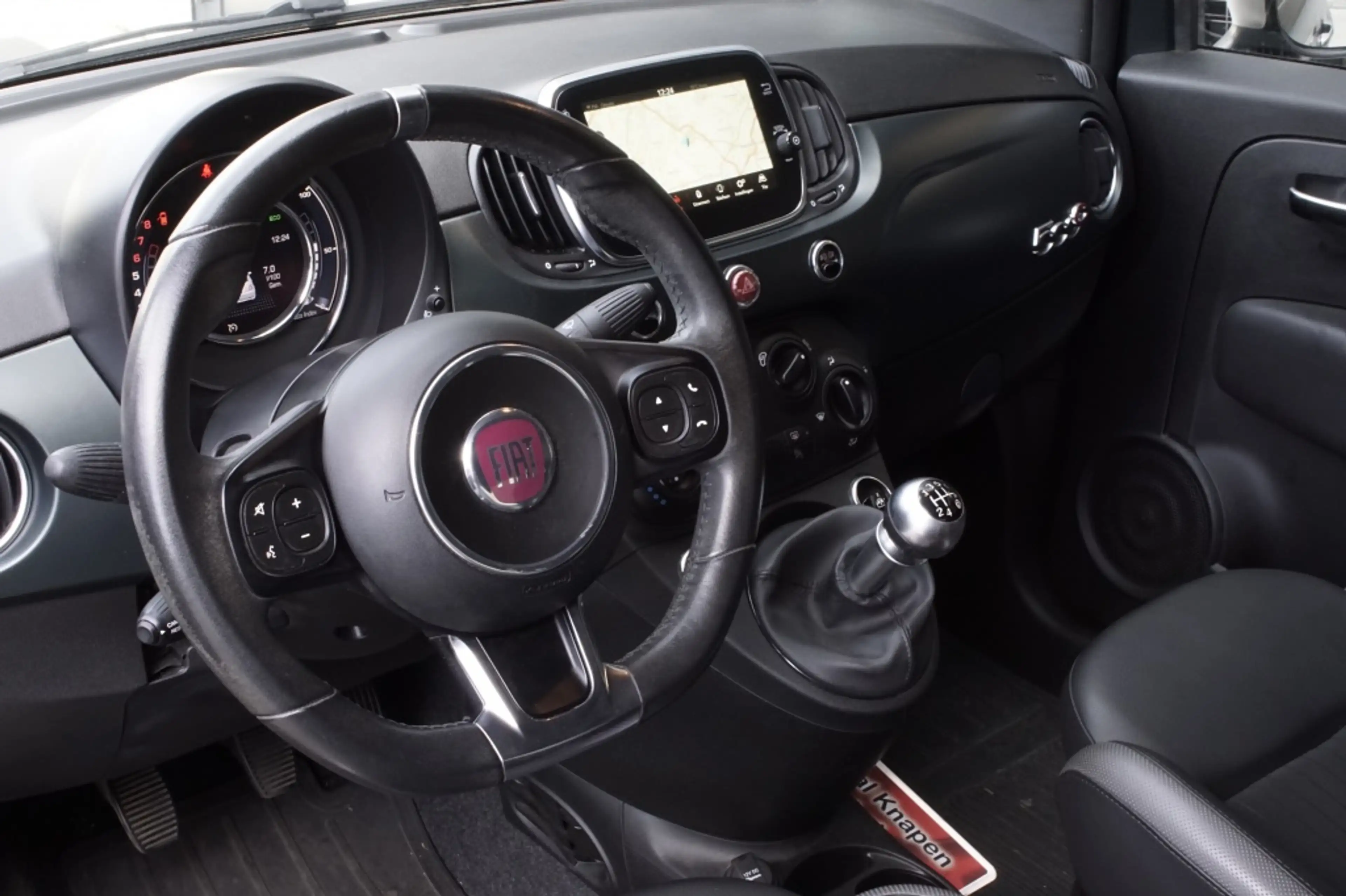 Fiat 500C 0.9 TwinAir T Star — photo 12
