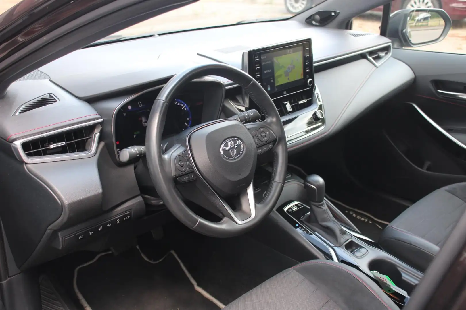 Toyota Corolla Touring Sports 2.0 Hybrid Executive - Trekhaak, Pa Bruin - 2