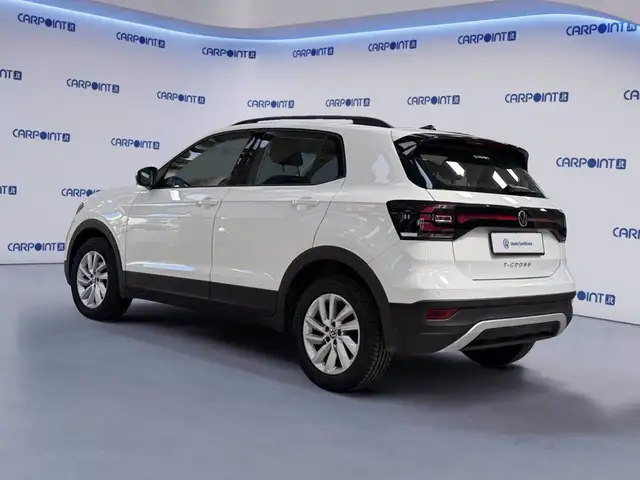 Volkswagen T-Cross view 4