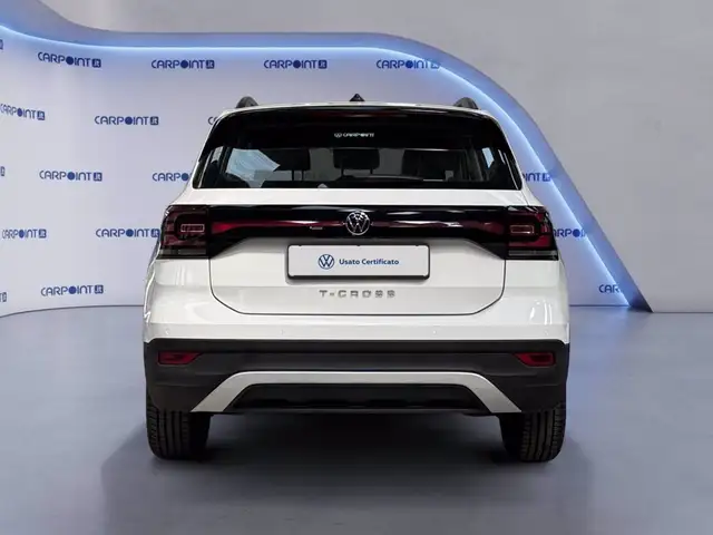 Volkswagen T-Cross view 5