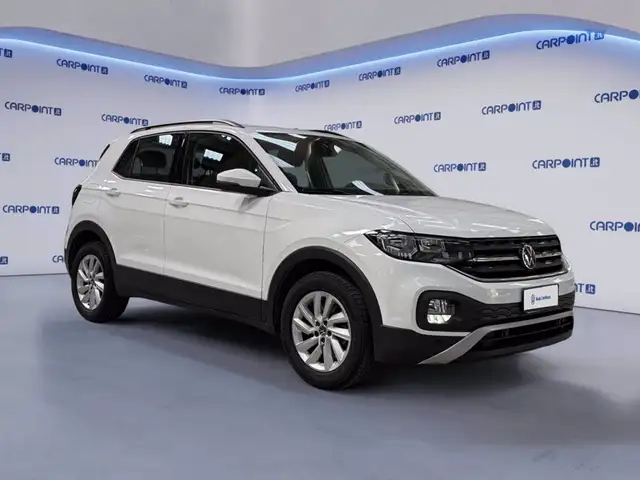 Volkswagen T-Cross view 8