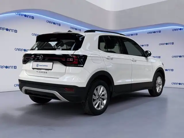 Volkswagen T-Cross view 6