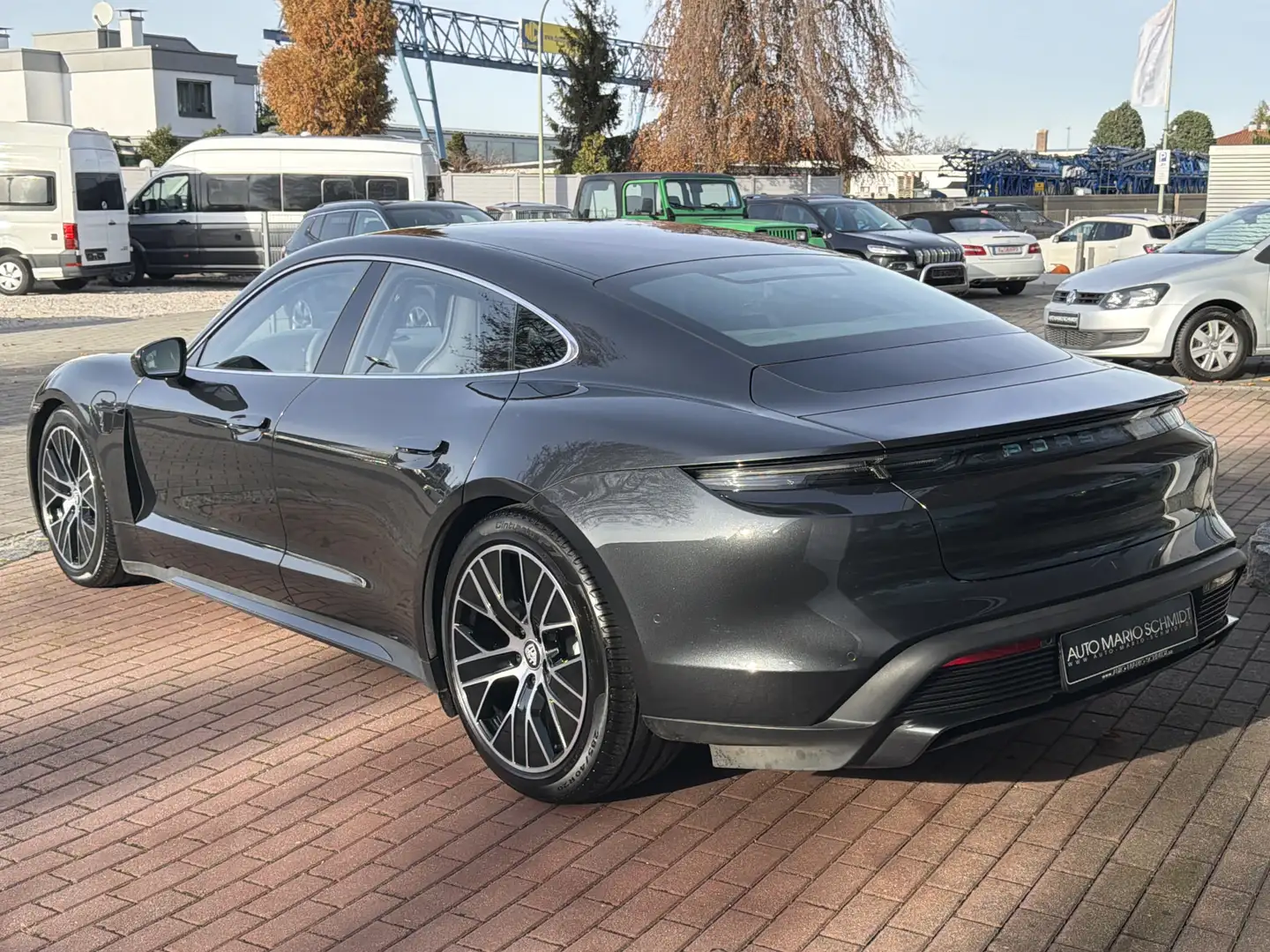 Porsche Taycan Turbo Nachtsicht*Burmester*Beif.-Display* Grau - 2