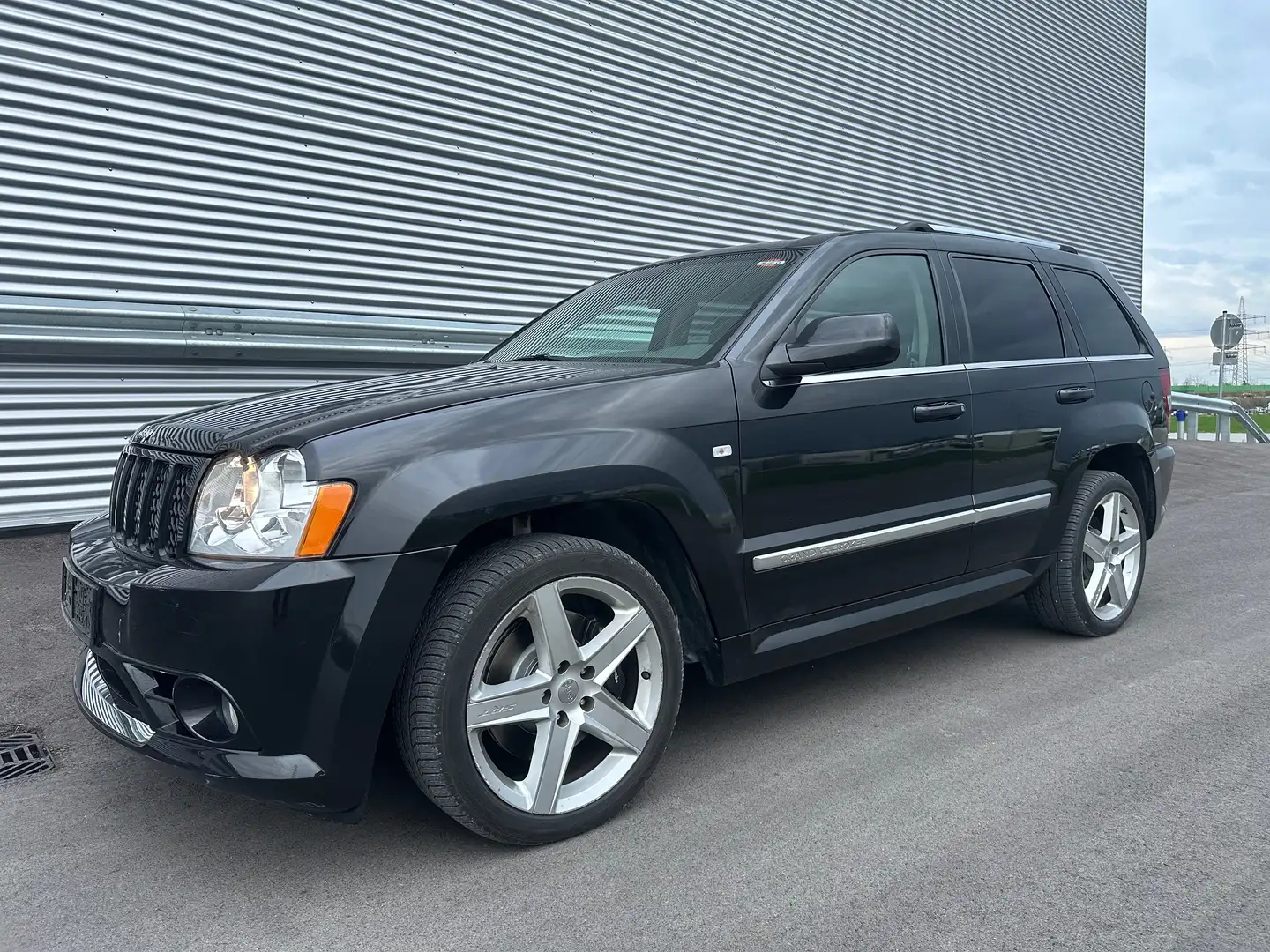 Jeep Grand Cherokee SRT8 ID:52 Noir - 2