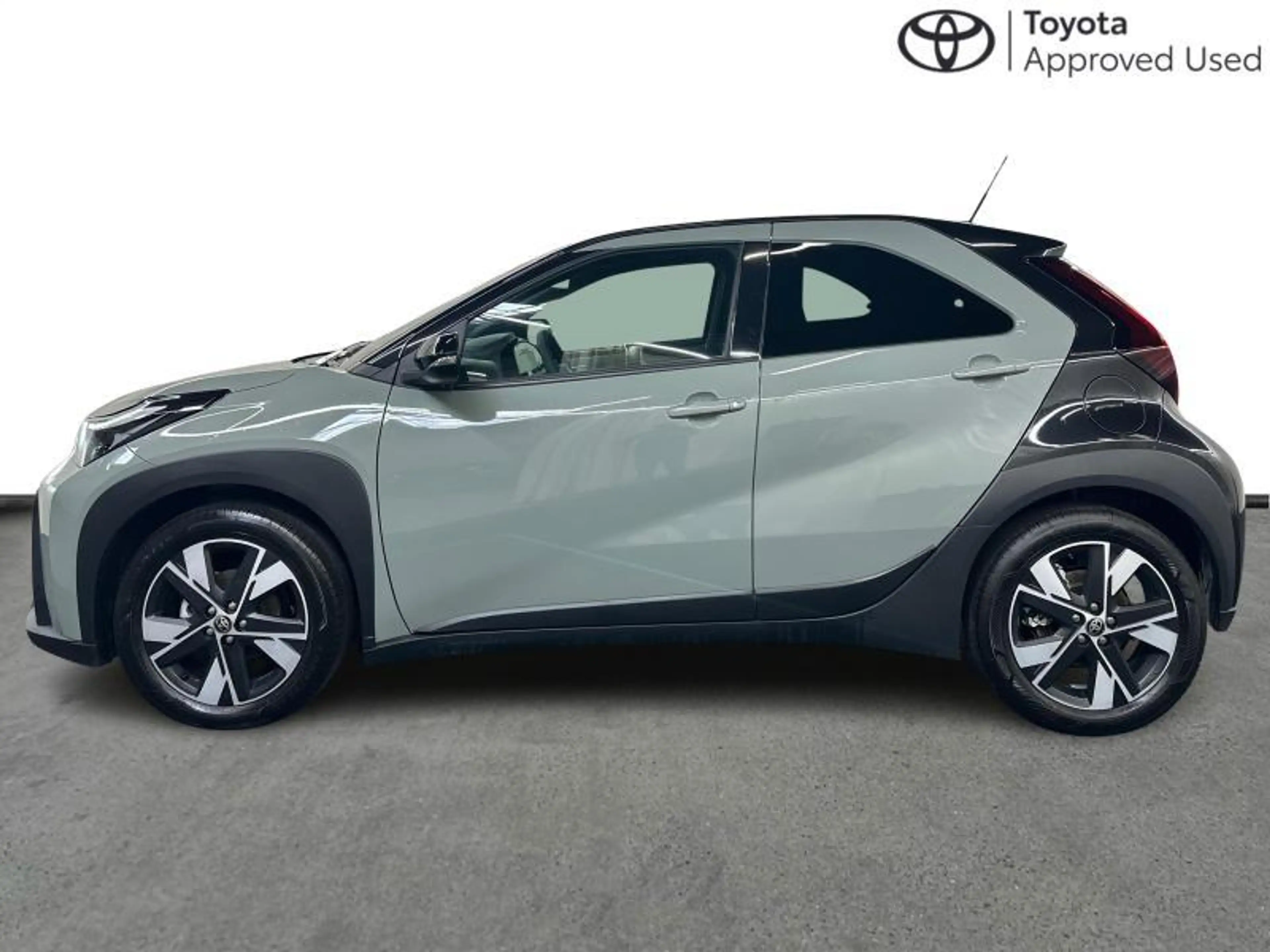 Toyota Aygo X 116hp HEV Pulse | carplay — photo 5