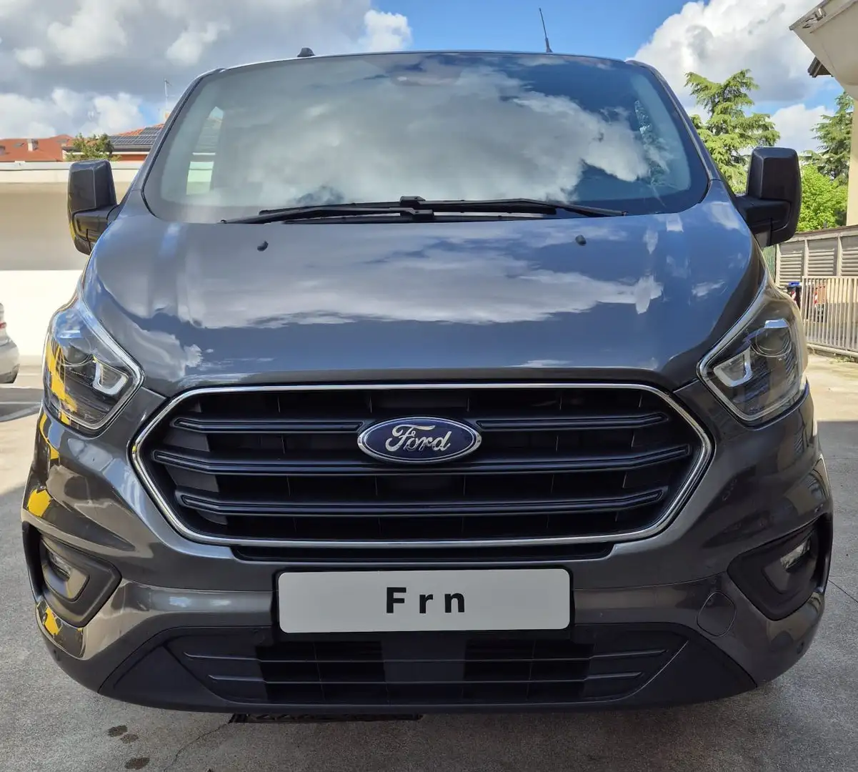 Ford TRANSIT CUSTOM 300 L2 TITANIUM 170CV AUTOMATICO Grigio - 1
