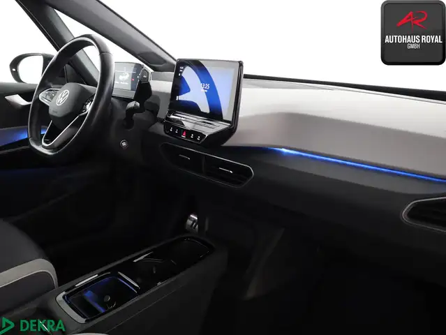 Volkswagen ID.3 view 10