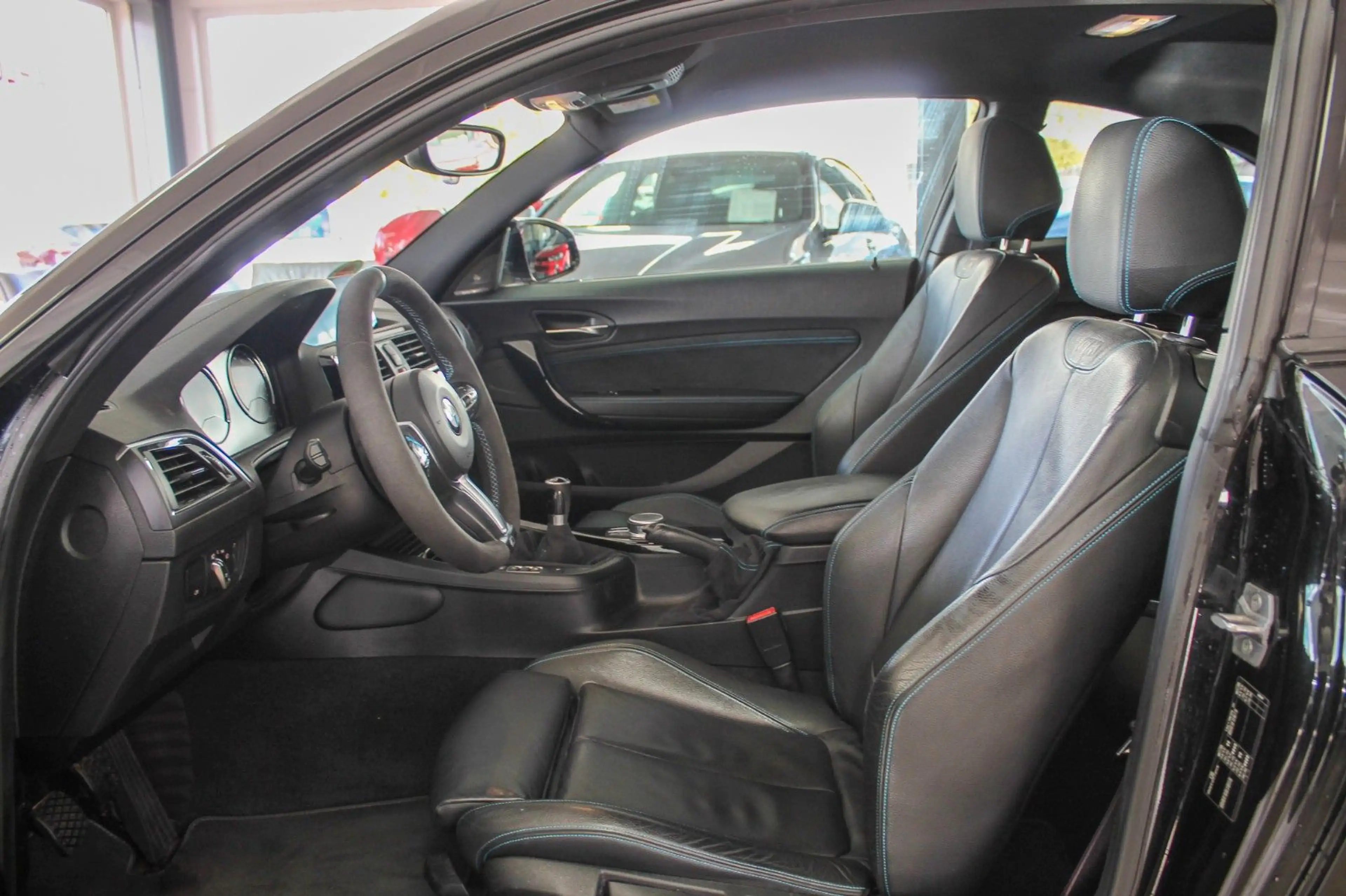 BMW M2 Competition Leder Navi LED deutsches Fahrzeug — photo 9