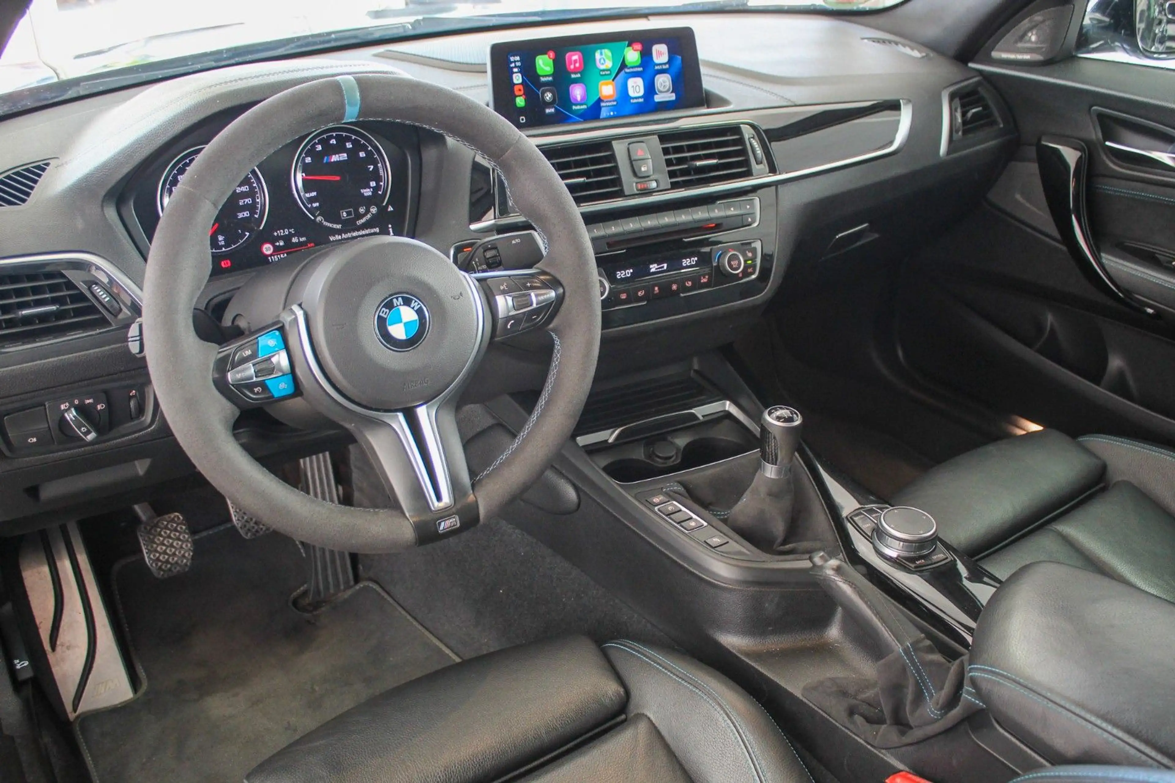 BMW M2 Competition Leder Navi LED deutsches Fahrzeug — photo 8