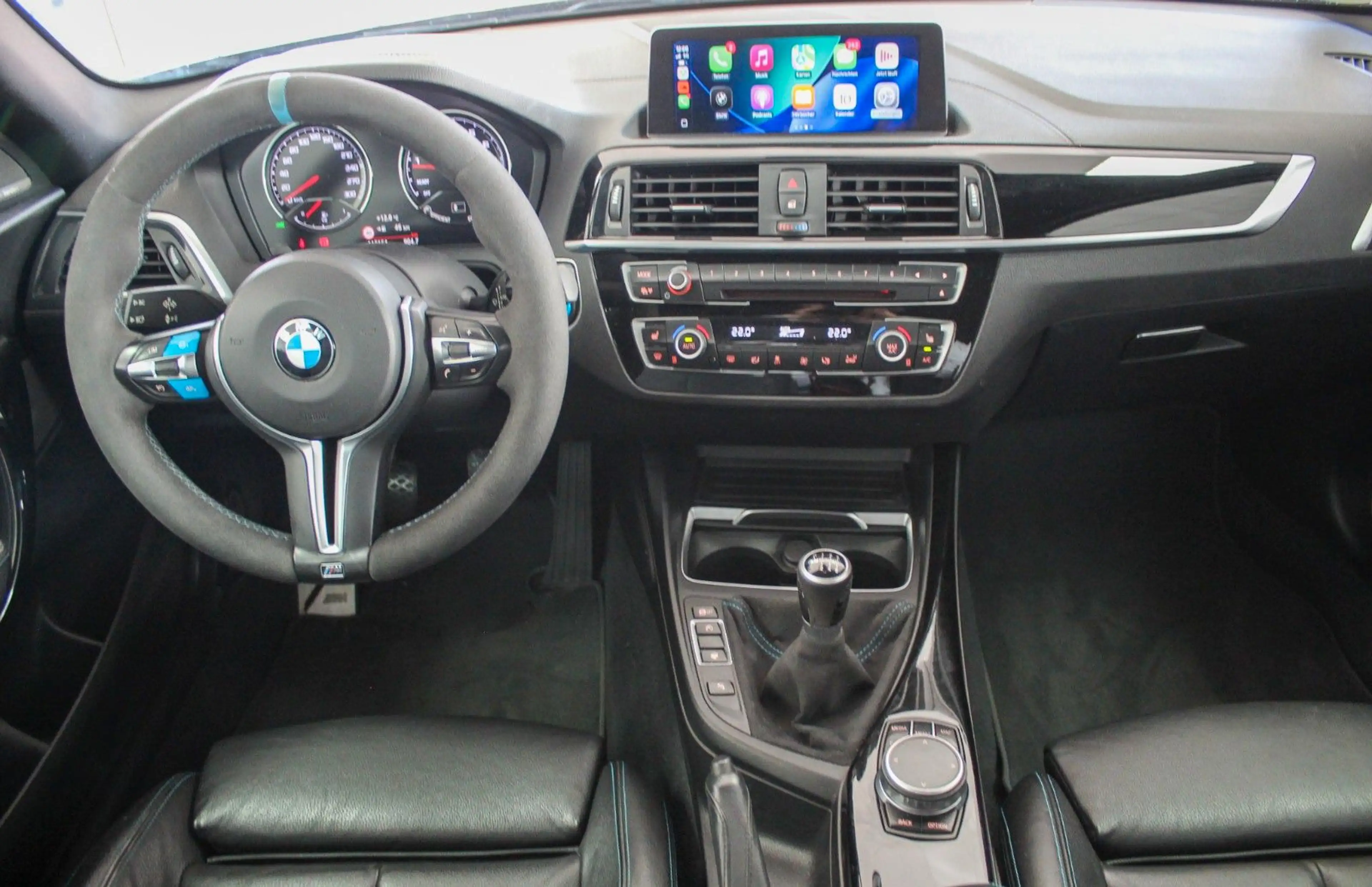 BMW M2 Competition Leder Navi LED deutsches Fahrzeug — photo 4