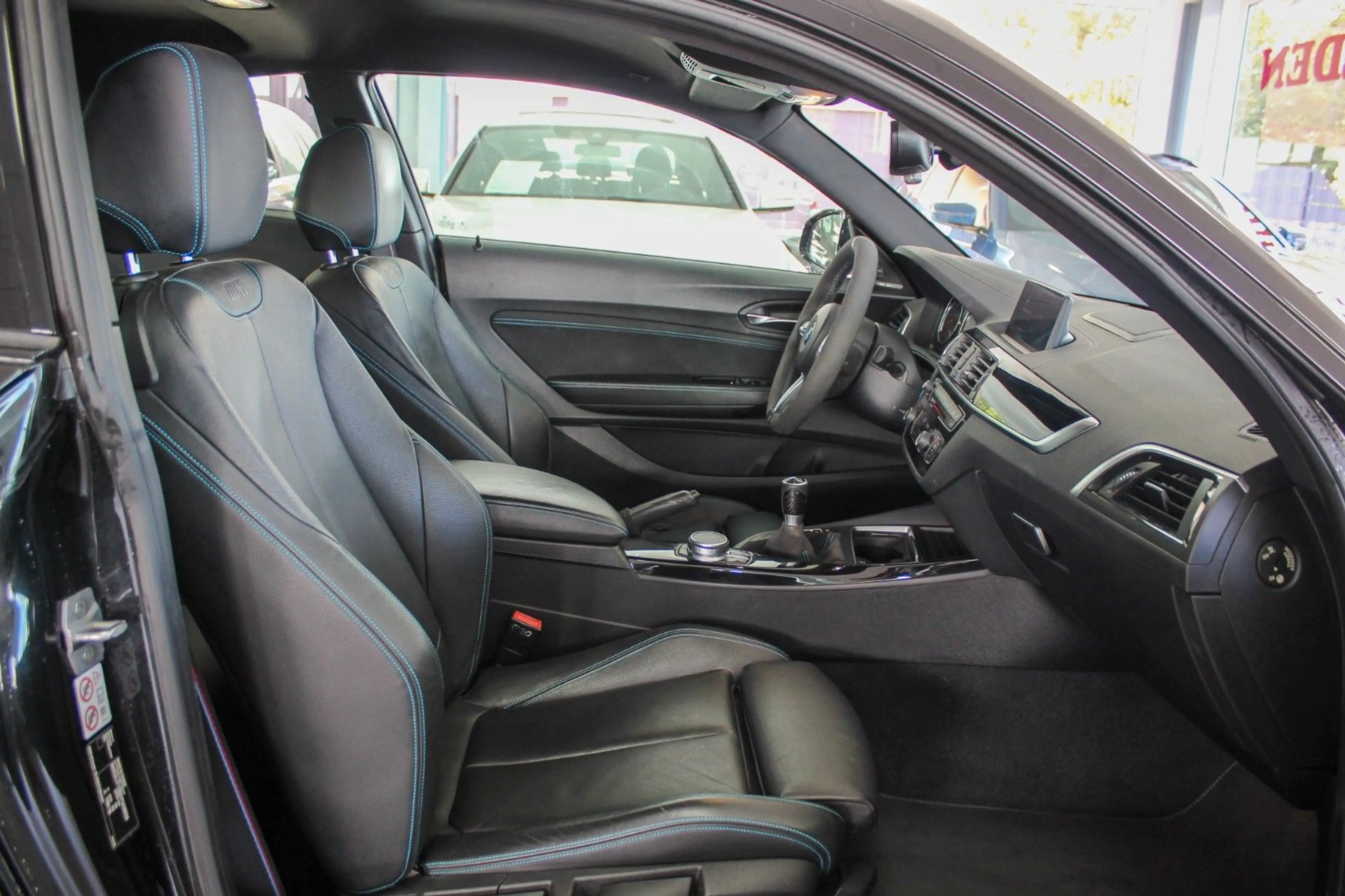 BMW M2 Competition Leder Navi LED deutsches Fahrzeug — photo 10