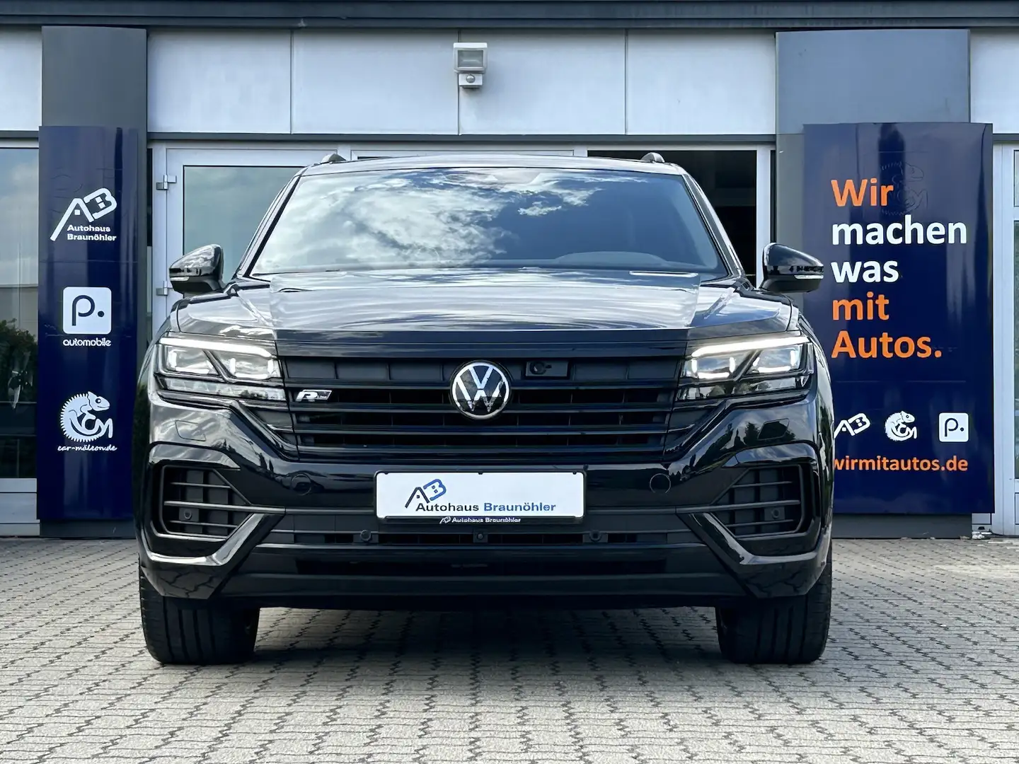 Volkswagen Touareg R-Line 4Motion*Black*IQ*AHK*Pano*360*Luft* Schwarz - 1