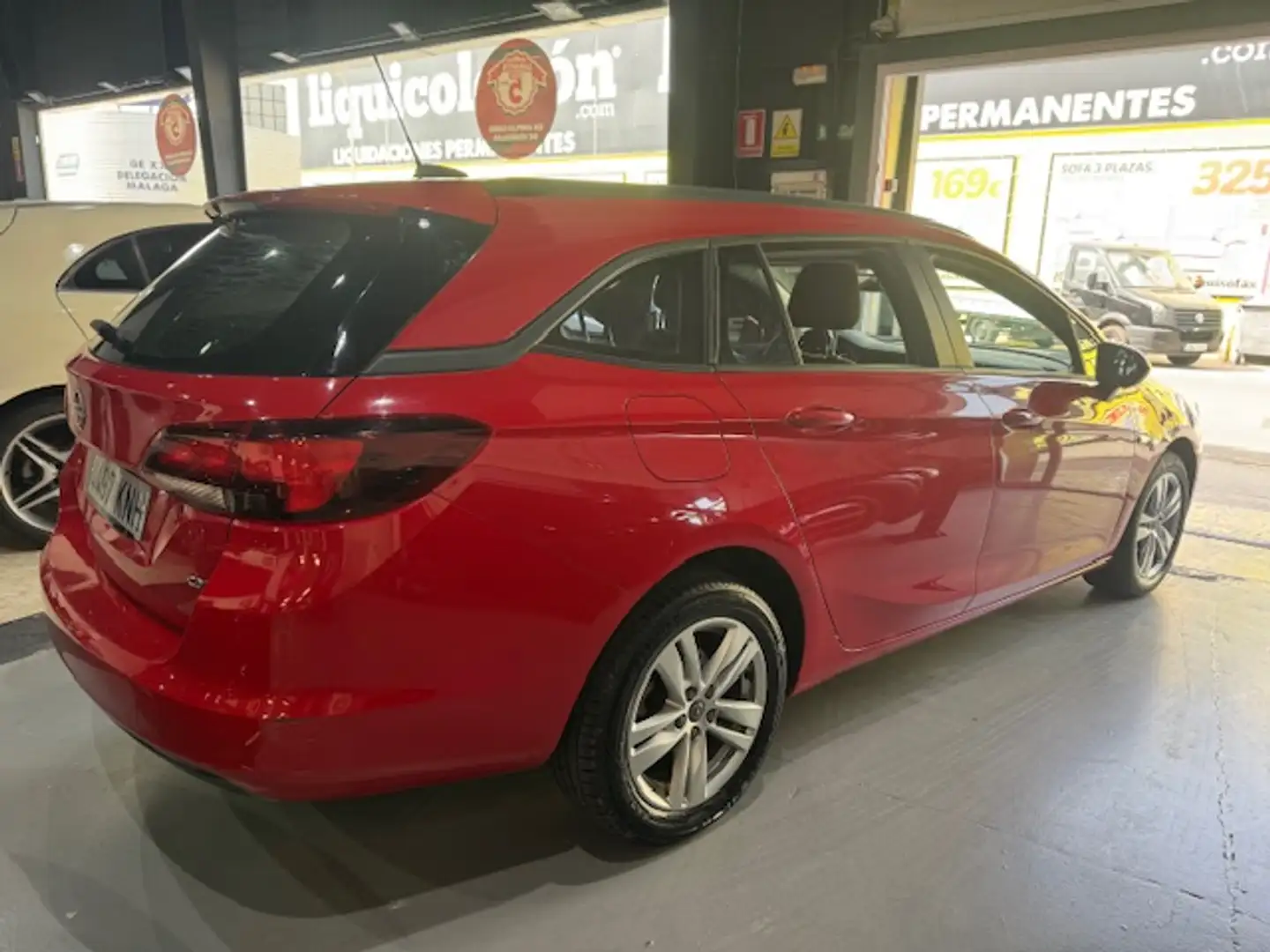 Opel Astra ST 1.6CDTi Selective Pro 110 Rojo - 2