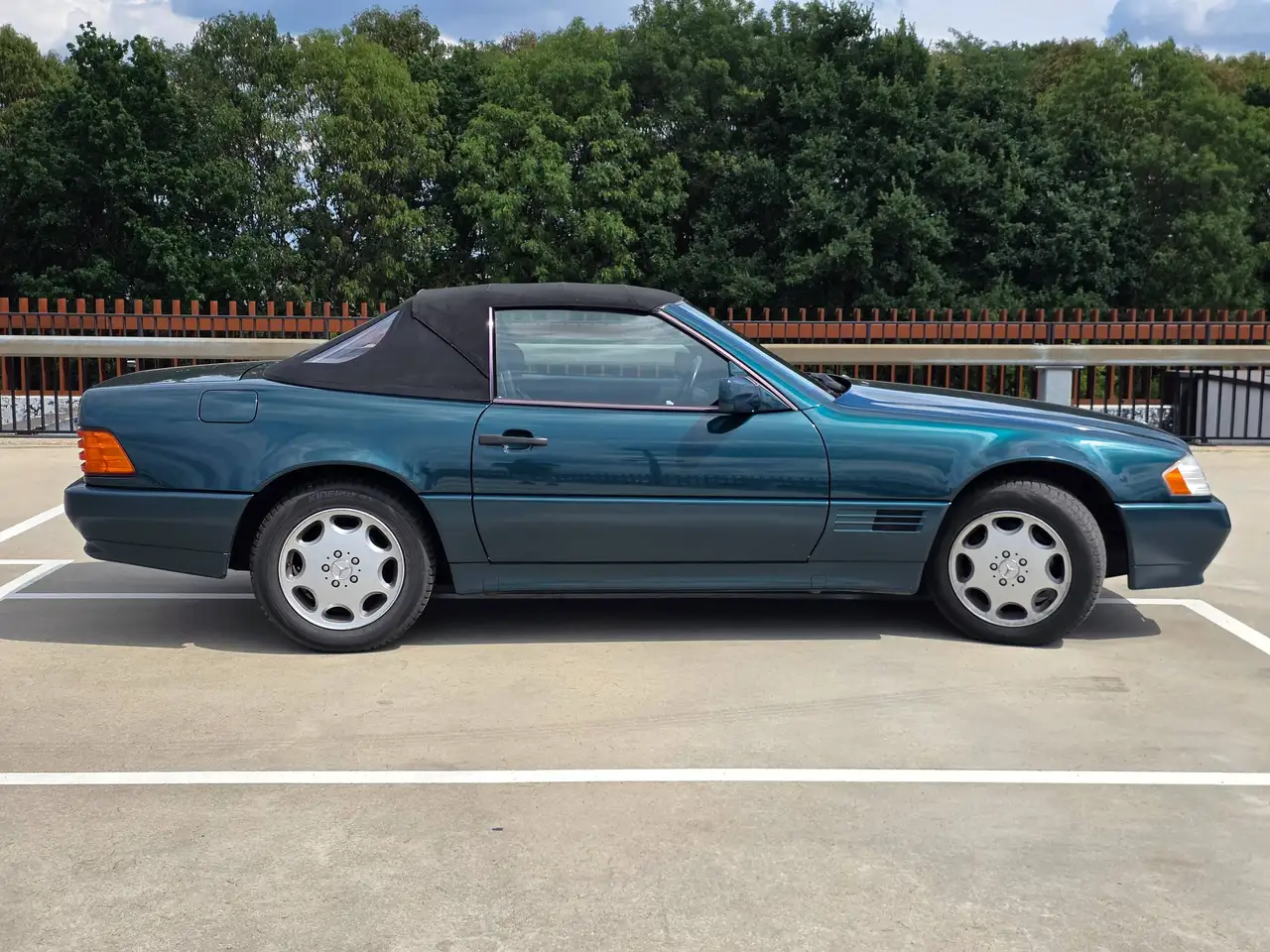 Mercedes-Benz SL 280, foto 12