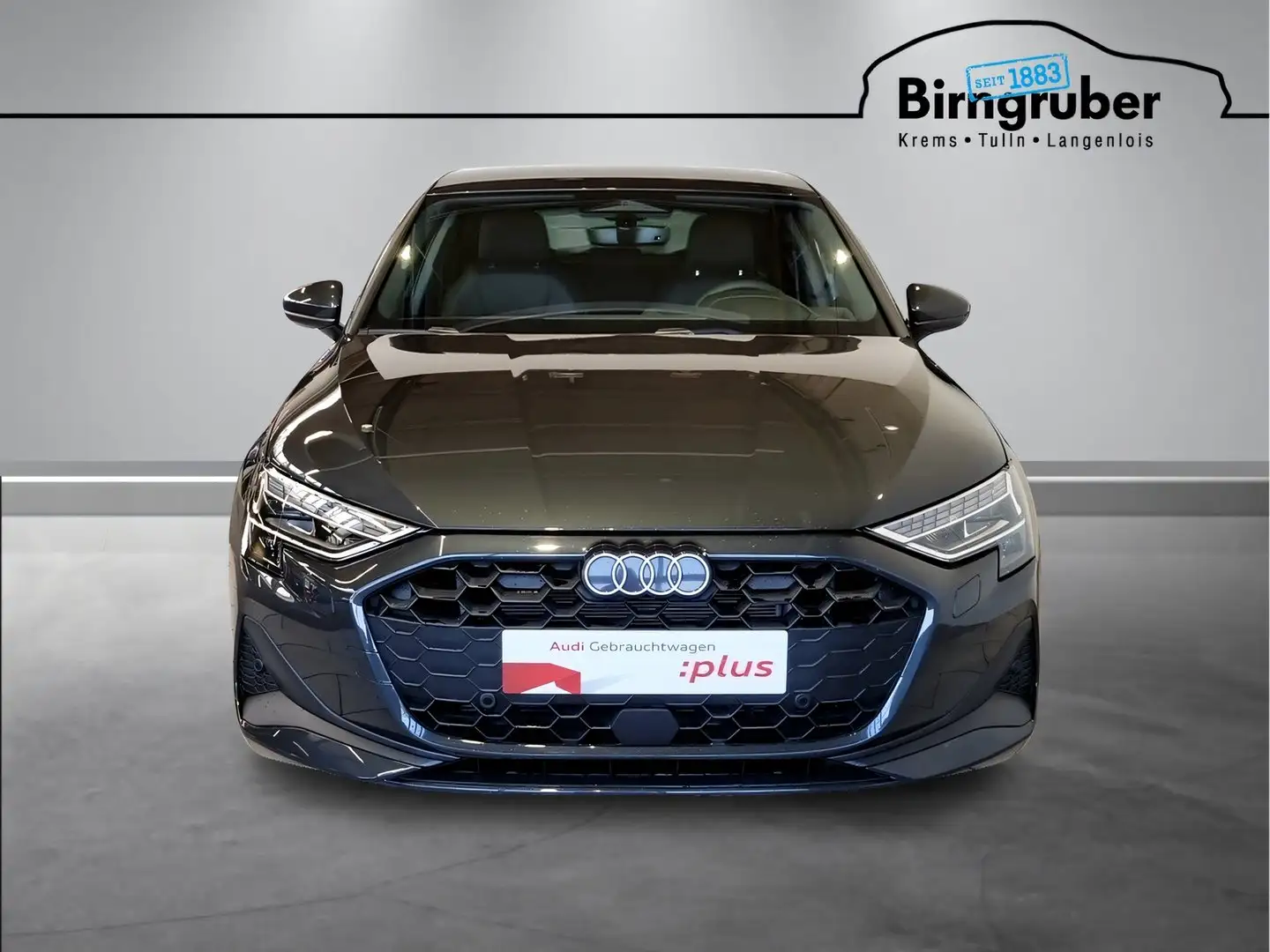 Audi A3 30 TFSI Grau - 2