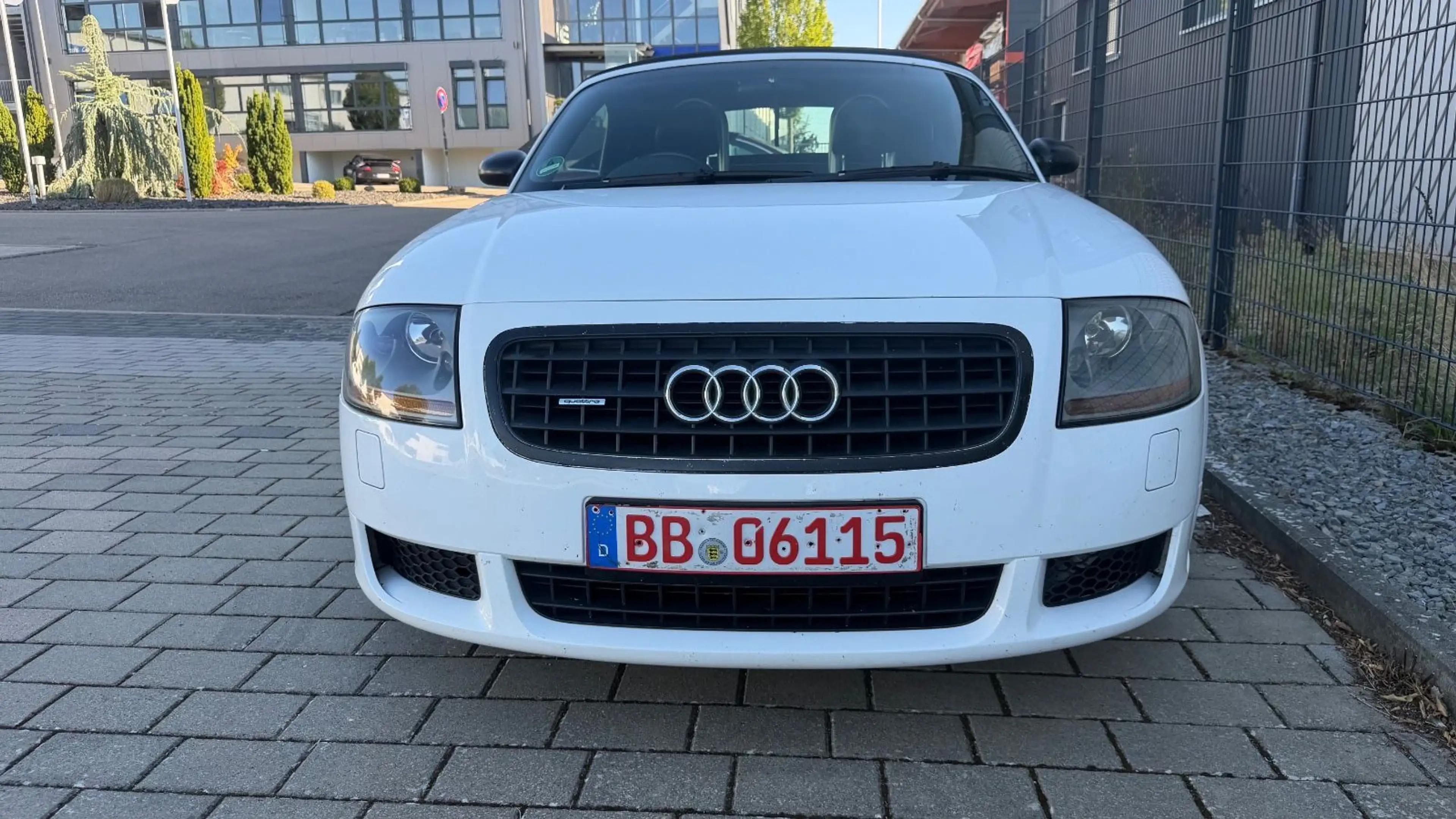 Audi TT Coupe CABRIO 3.2 QUATTRO AUTOMATIK,RECHTSLENR — photo 14