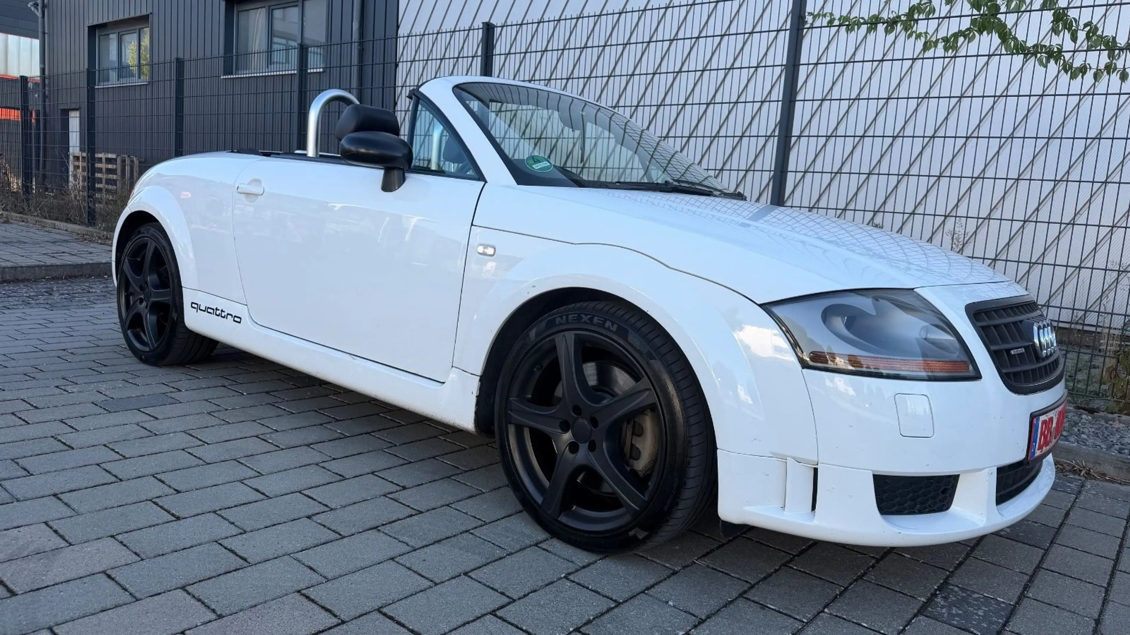 Audi TT Coupe CABRIO 3.2 QUATTRO AUTOMATIK,RECHTSLENR — photo 4