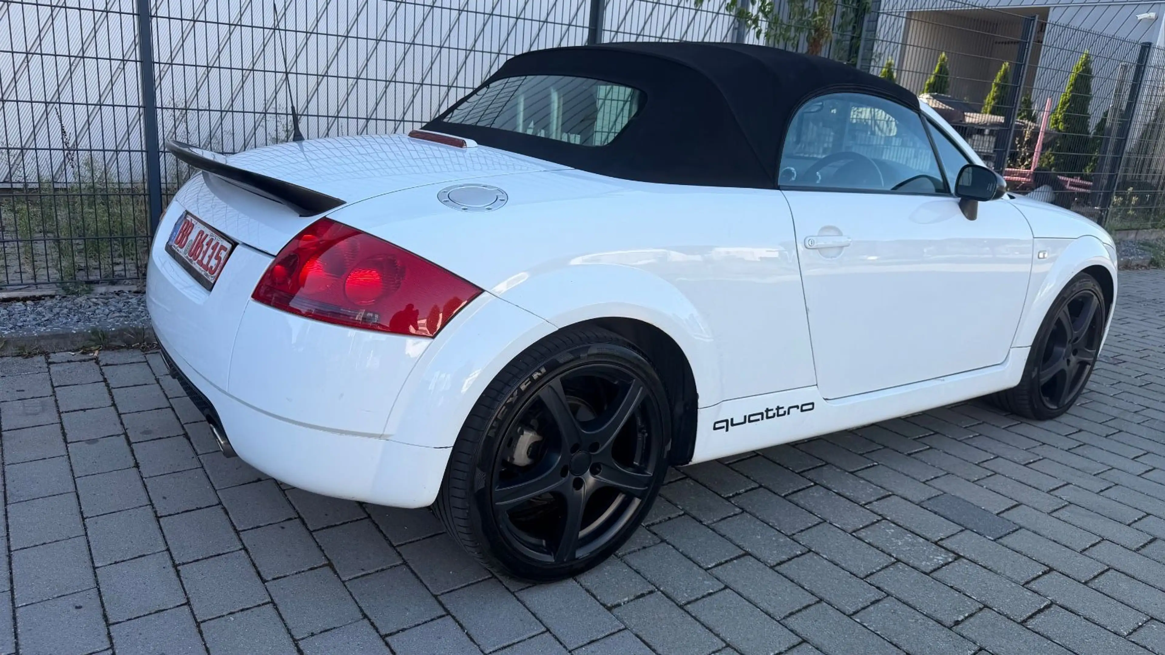 Audi TT Coupe CABRIO 3.2 QUATTRO AUTOMATIK,RECHTSLENR — photo 7