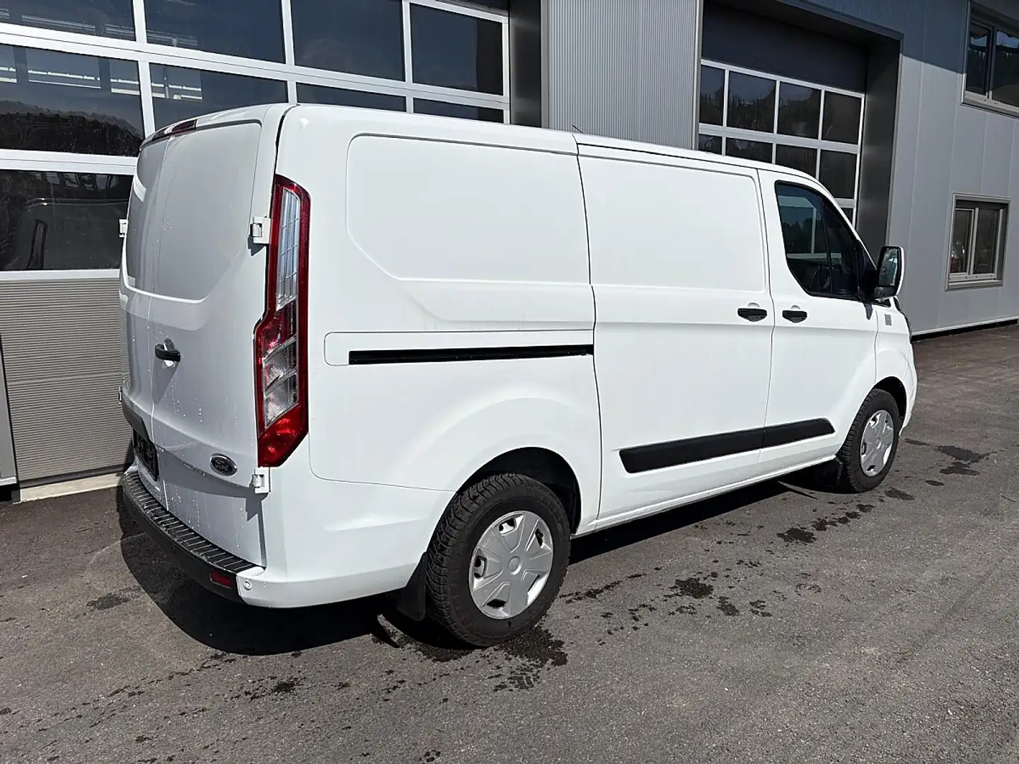 Ford Transit Custom Kasten 2,0 TDCi L1H1 300 Trend Weiß - 2