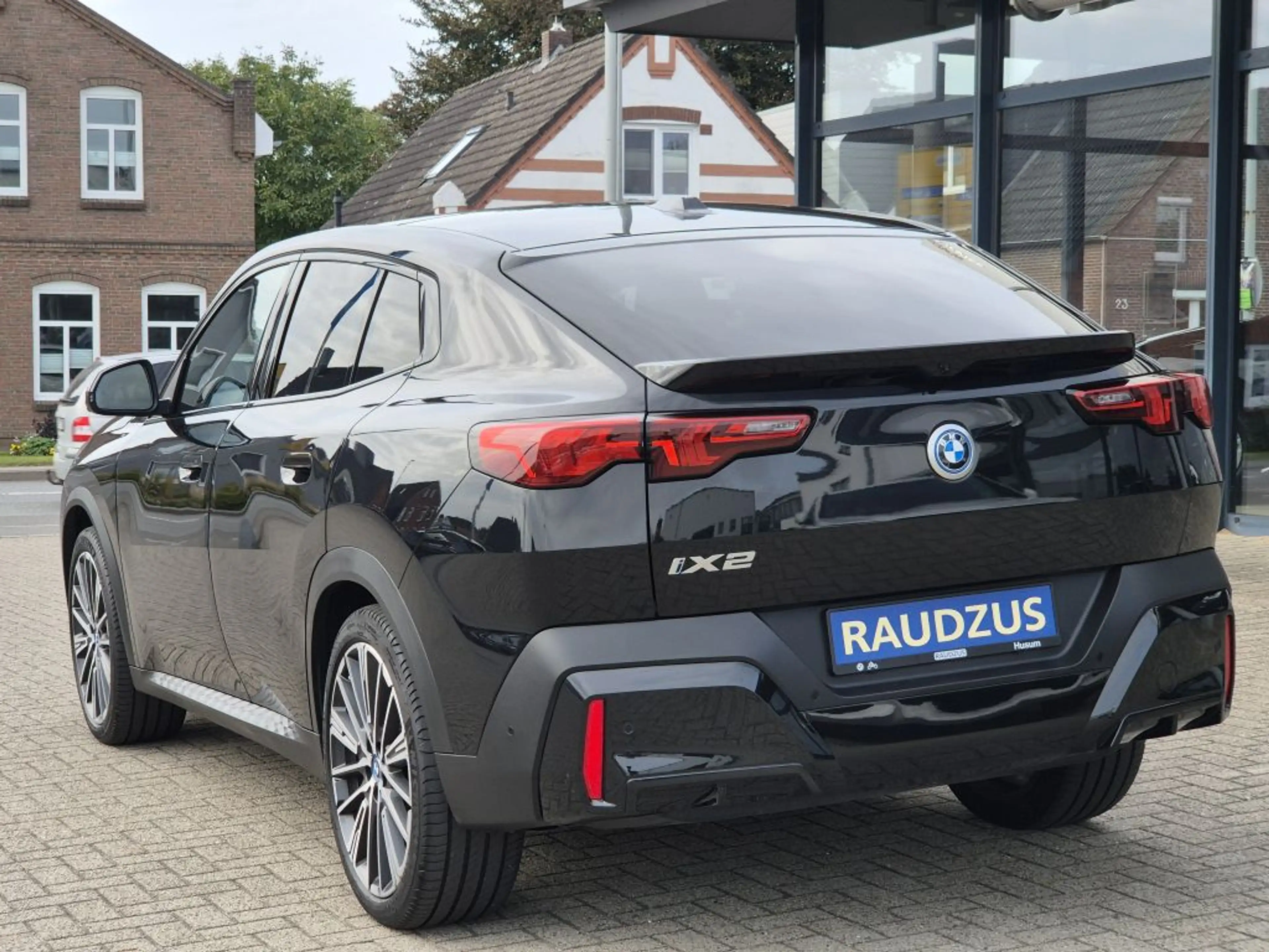 BMW iX2 xDrive30 im Kundenauftrag — photo 6
