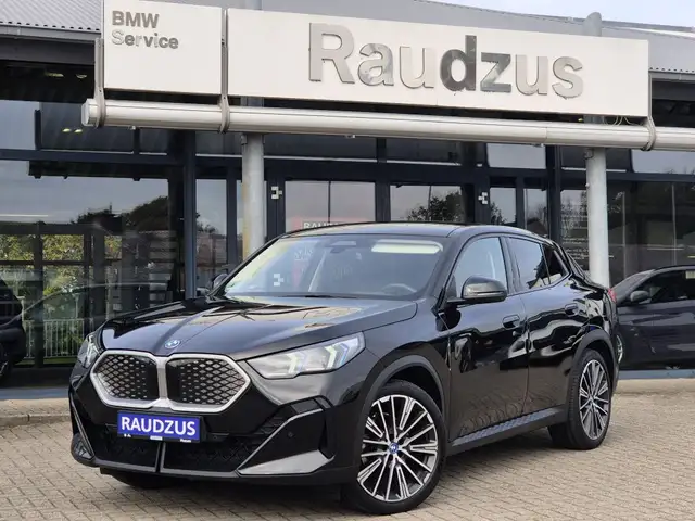 BMW iX2 xDrive30  im Kundenauftrag