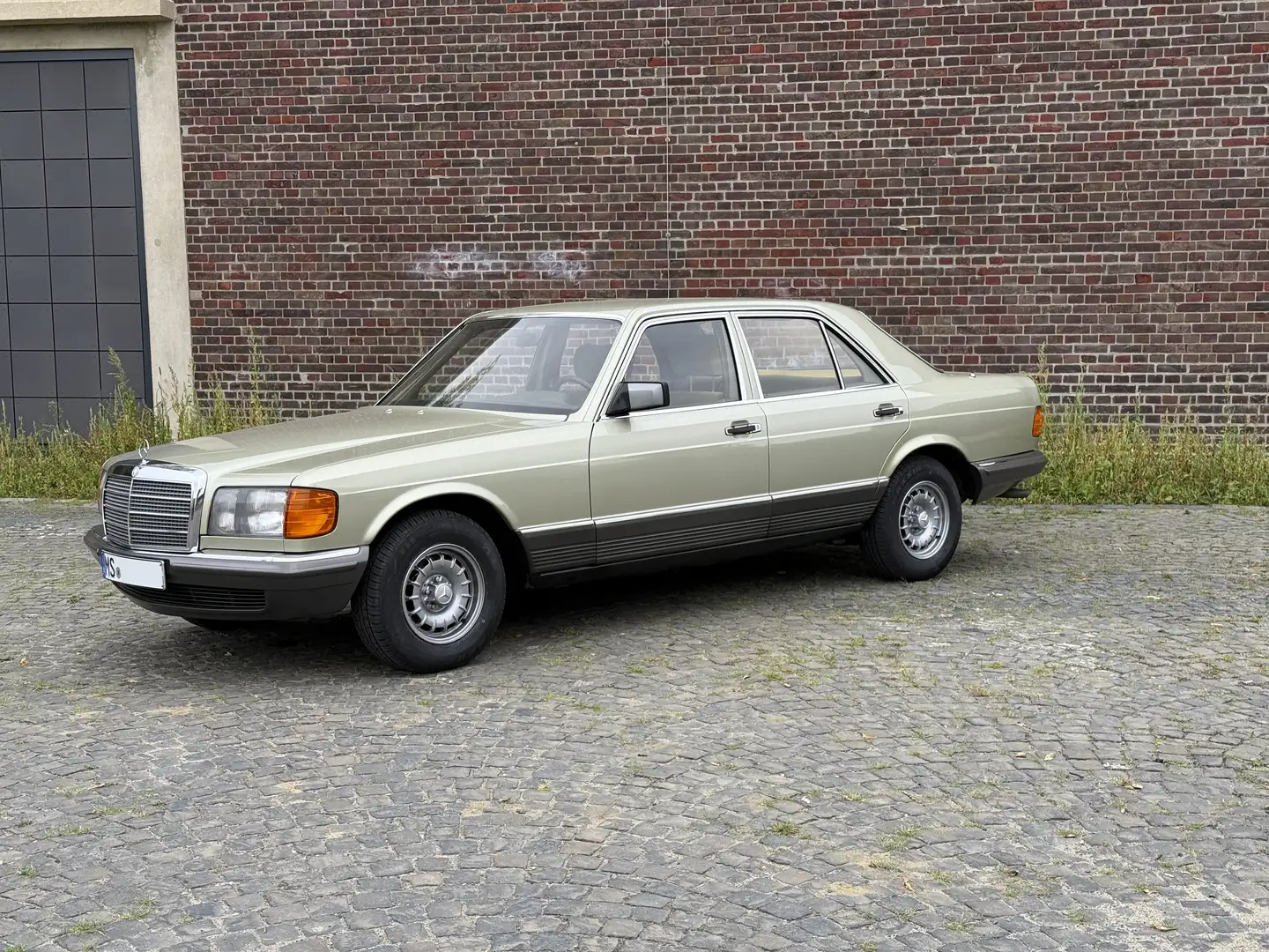 Mercedes-Benz 380 SE W126 Neuwertig Scheckheft bei MB 8-Zyl. Grün - 2