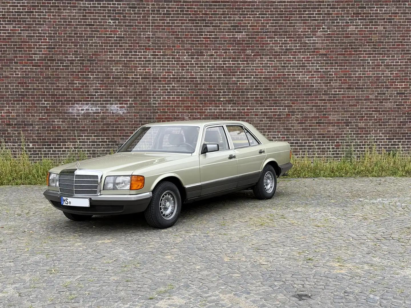 Mercedes-Benz 380 SE W126 Neuwertig Scheckheft bei MB 8-Zyl. Grün - 1