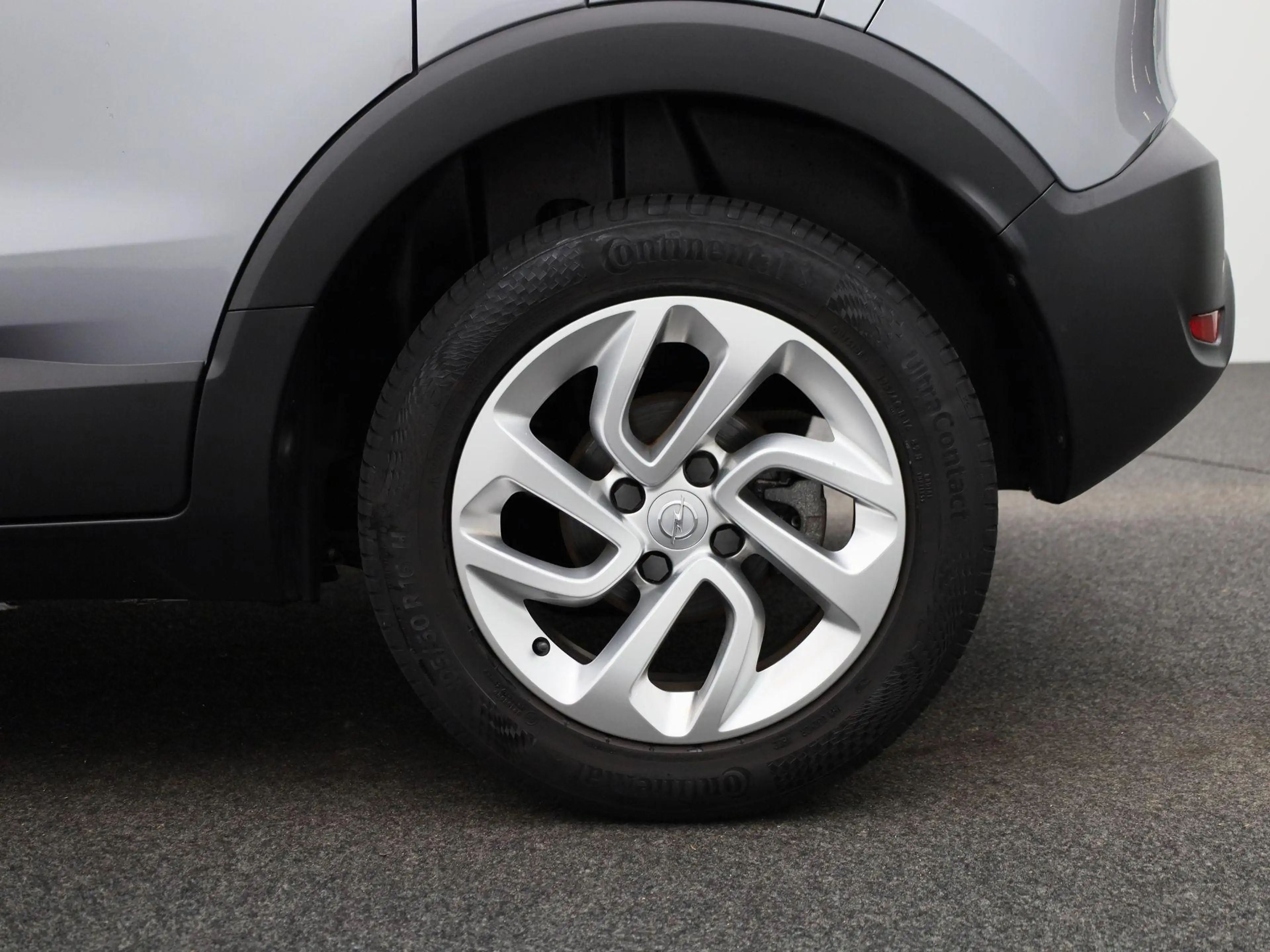 Opel Crossland X 1.2 81kW Turbo S/S Edition | PDC V+A | Cruise Cont — photo 11