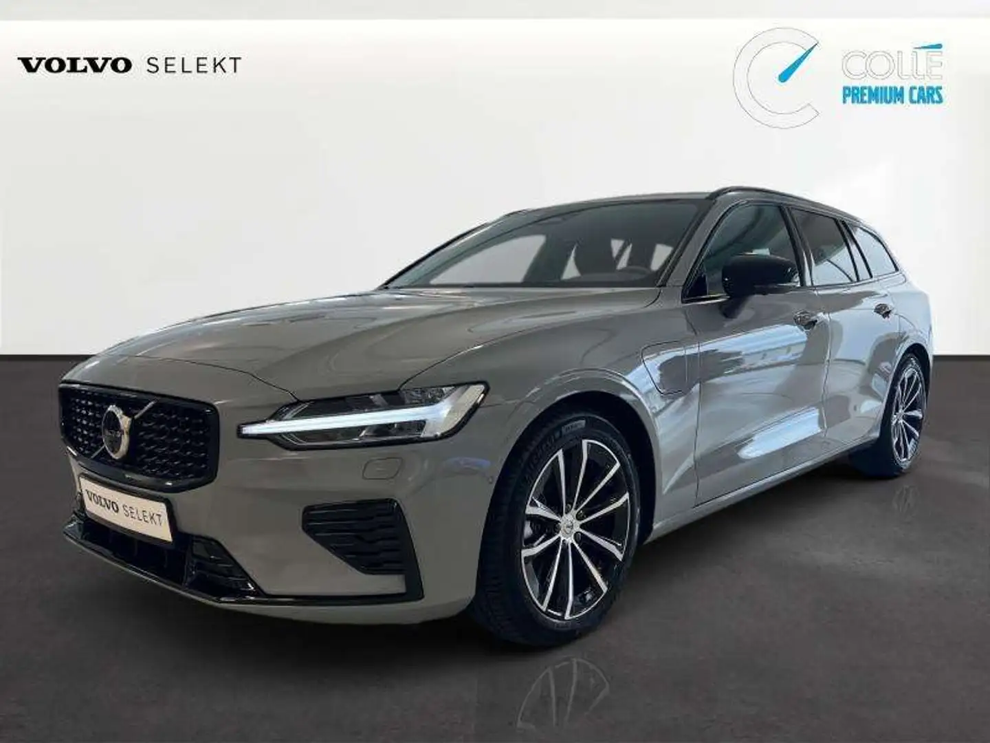 Volvo V60 Plus Dark Gris - 1