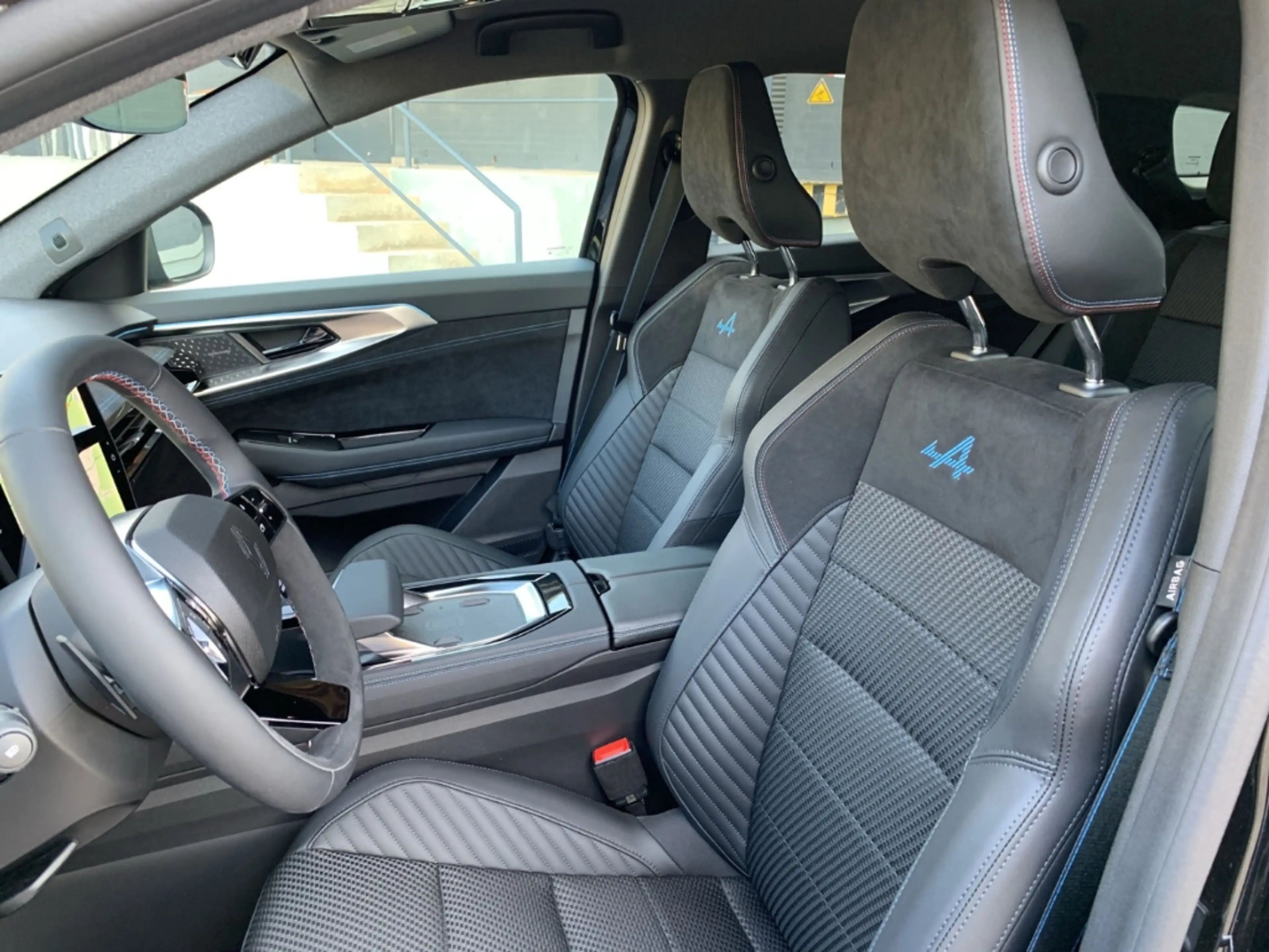 Renault Espace ESPRIT ALPINE FULL HYBRID 200 Esprit Alpine 7-SITZ — photo 9